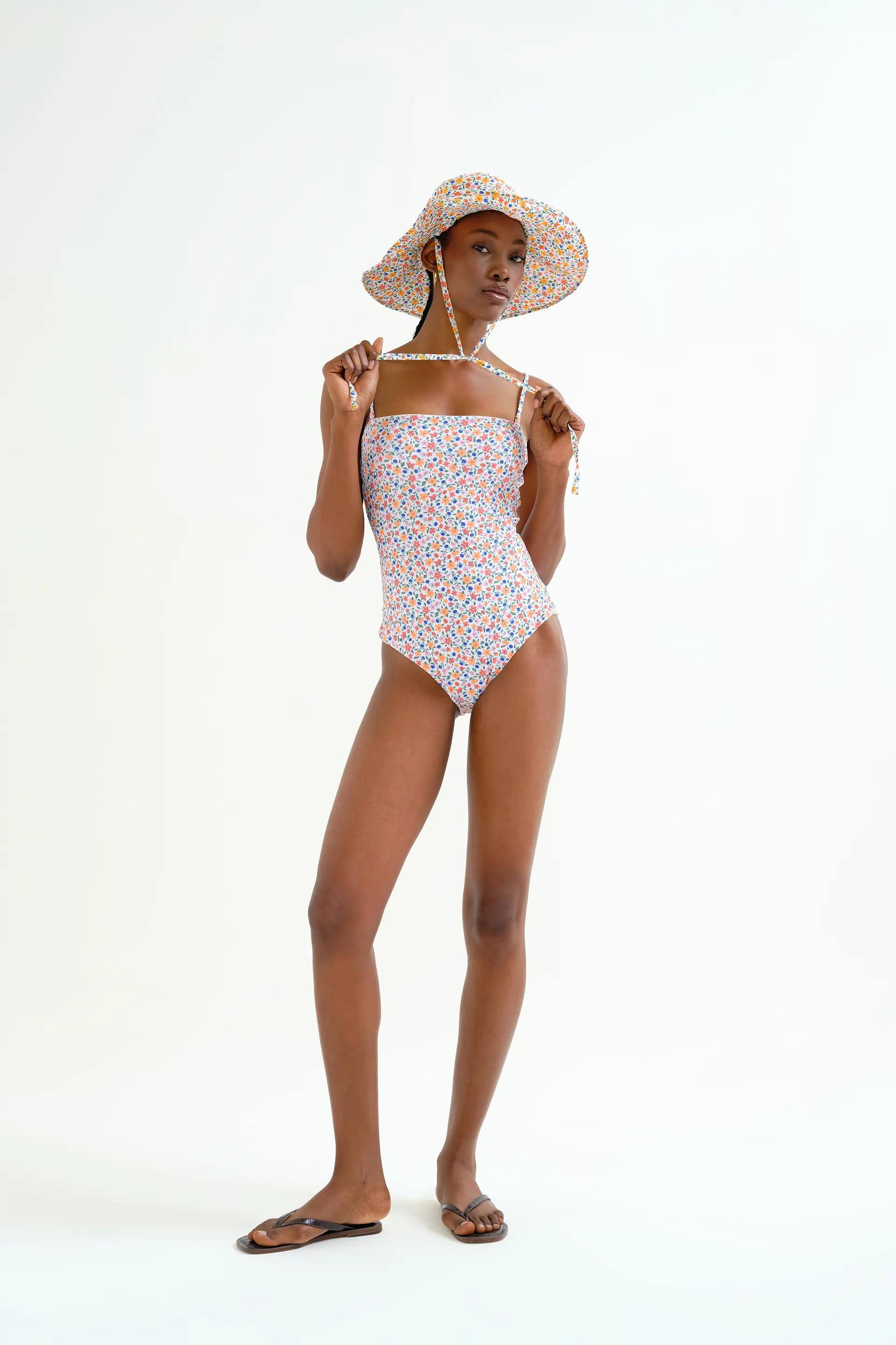 Bañador escote recto estampado Lily Small - Image 5