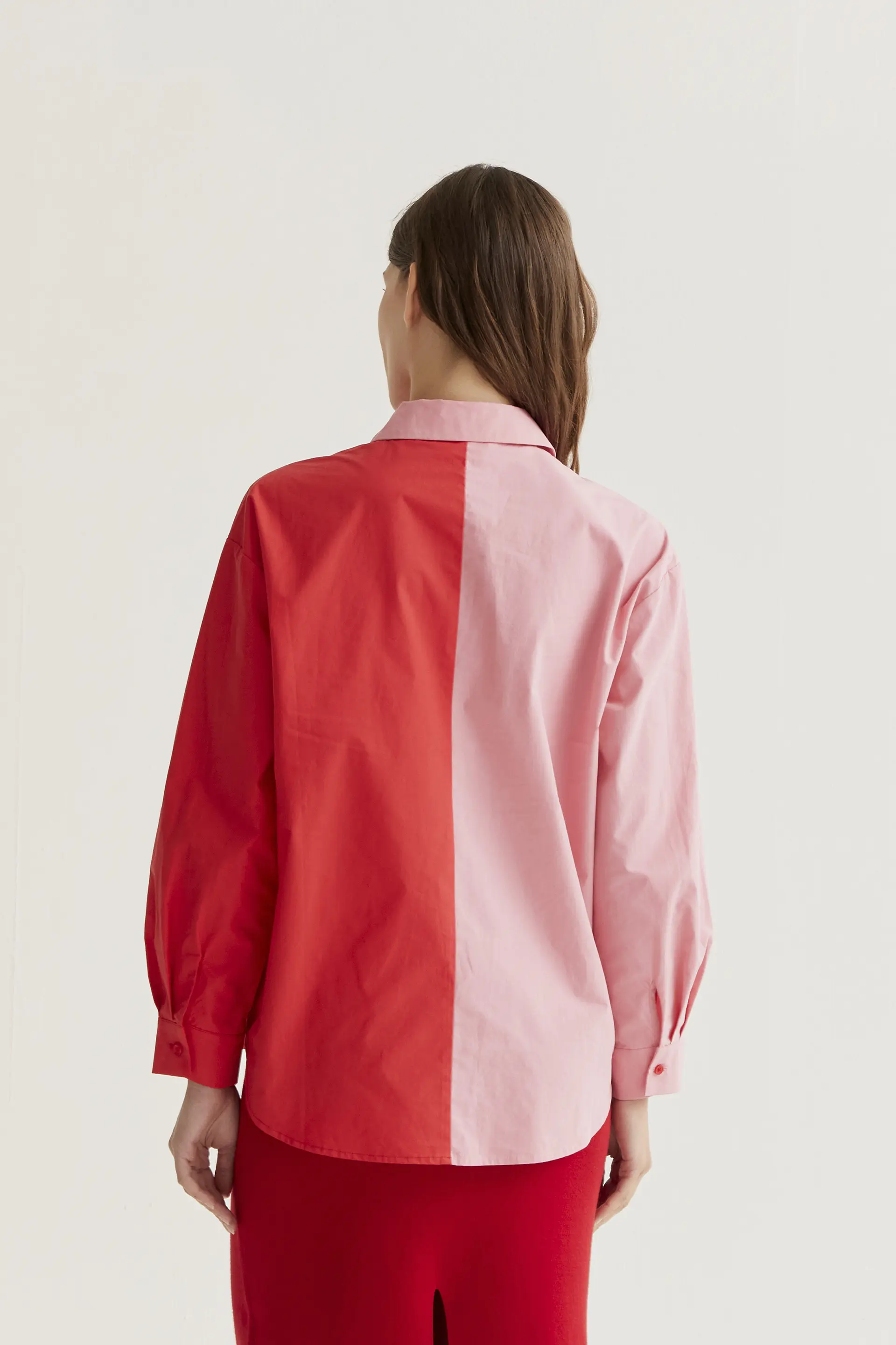 Camisa 100% algodón bicolor rosa y rojo - Image 3