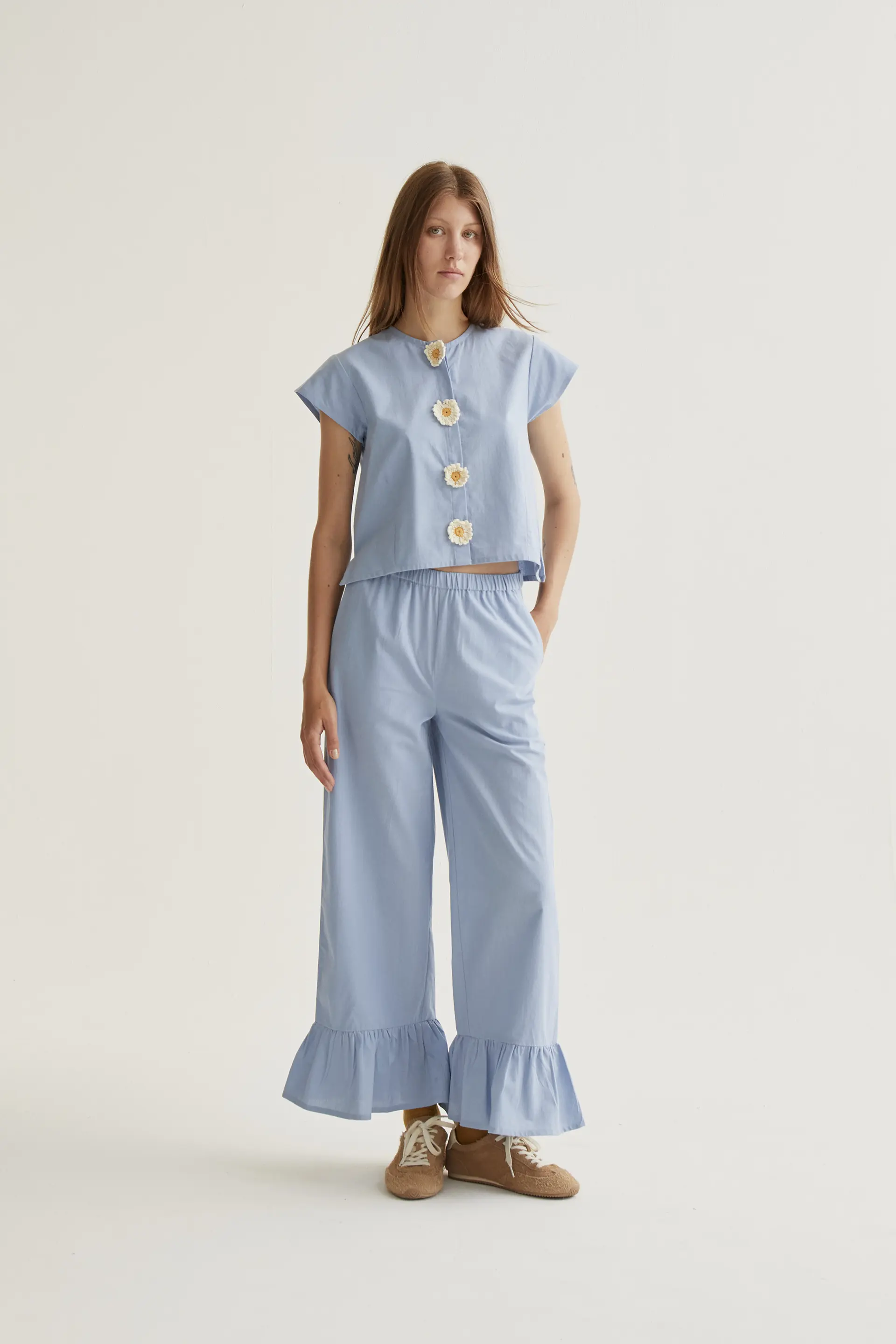 Camisa con detalles de margaritas - Image 5