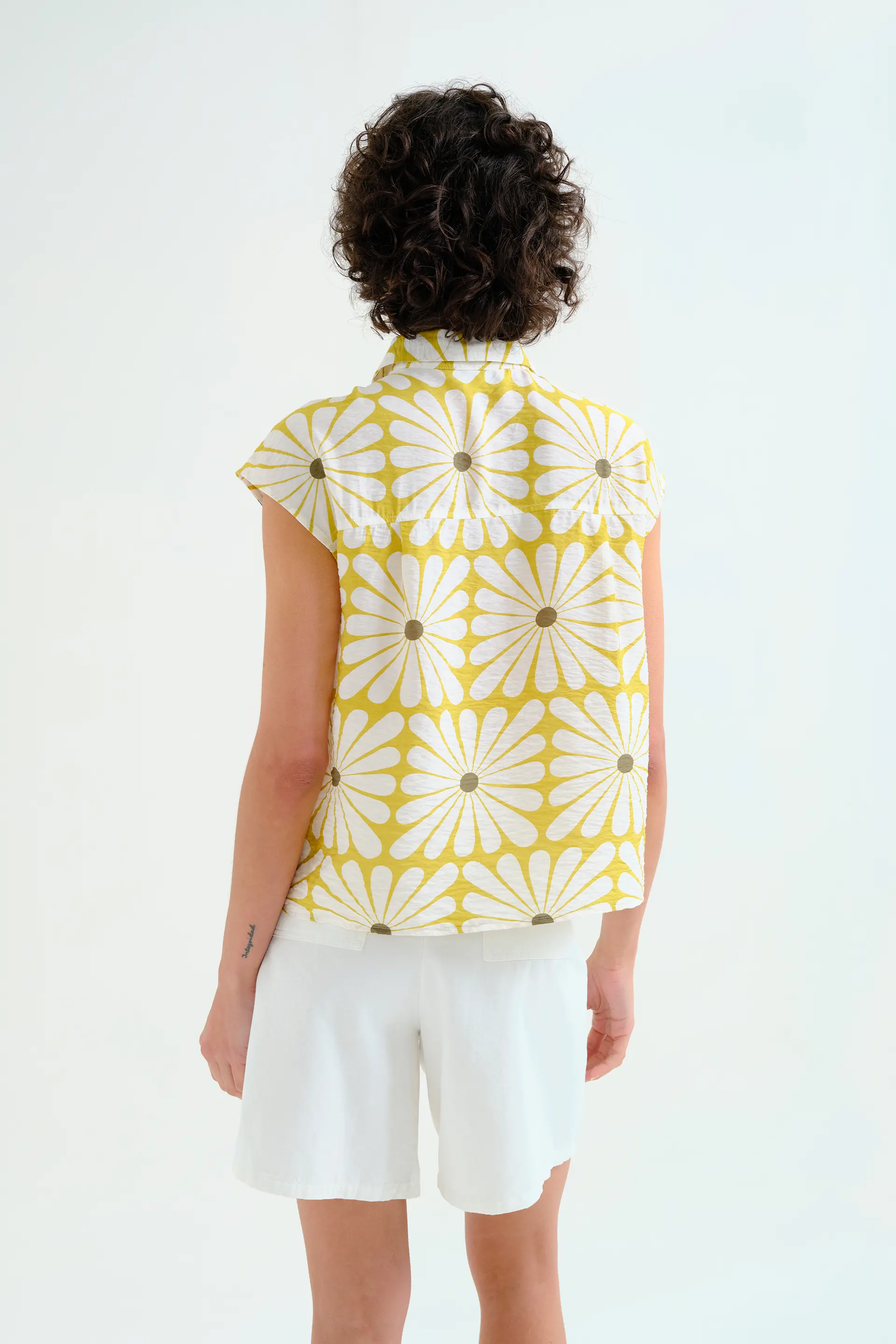 Camisa con estampado Olive Flower - Image 3