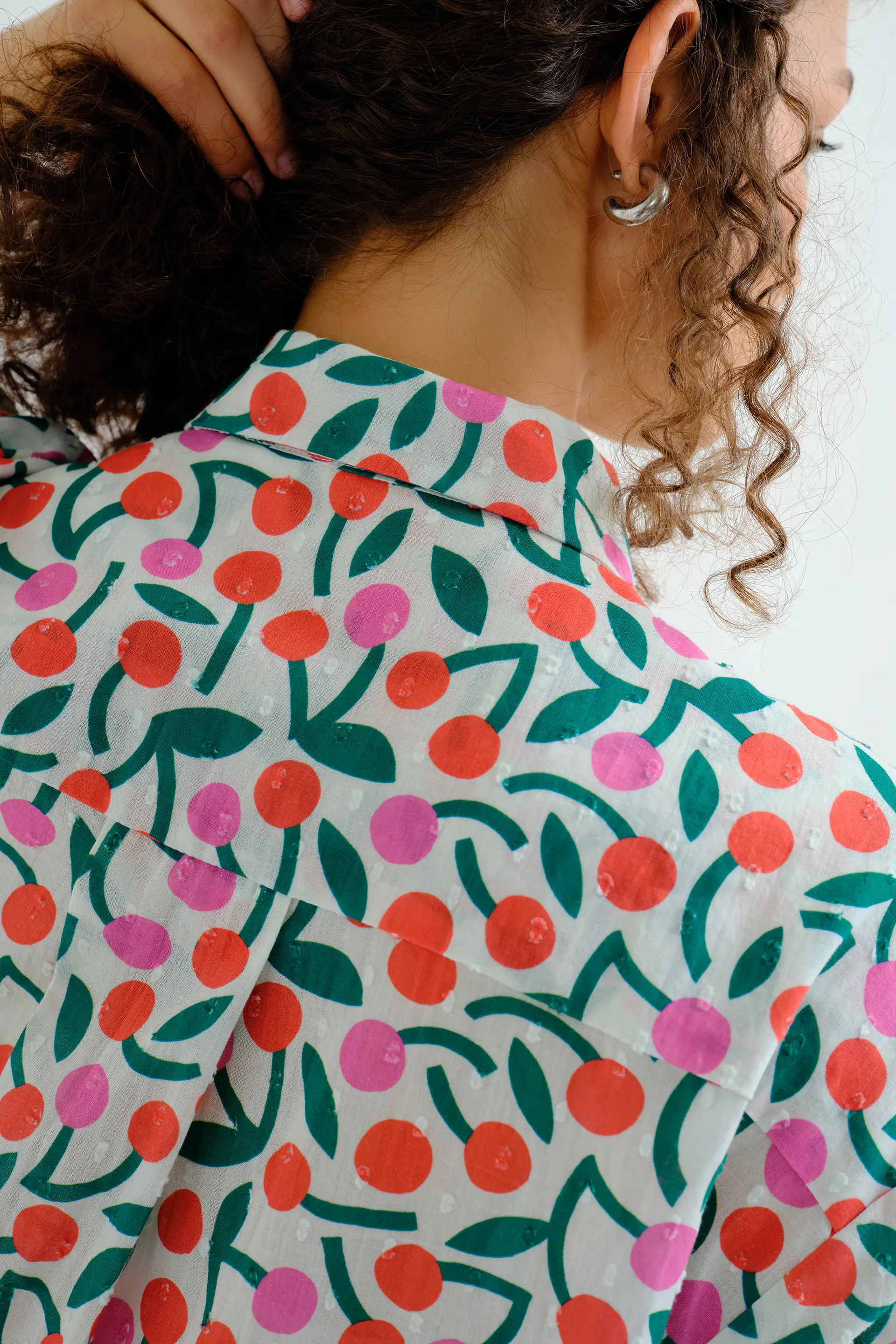 Camisa playera con estampado Guinda - Image 4