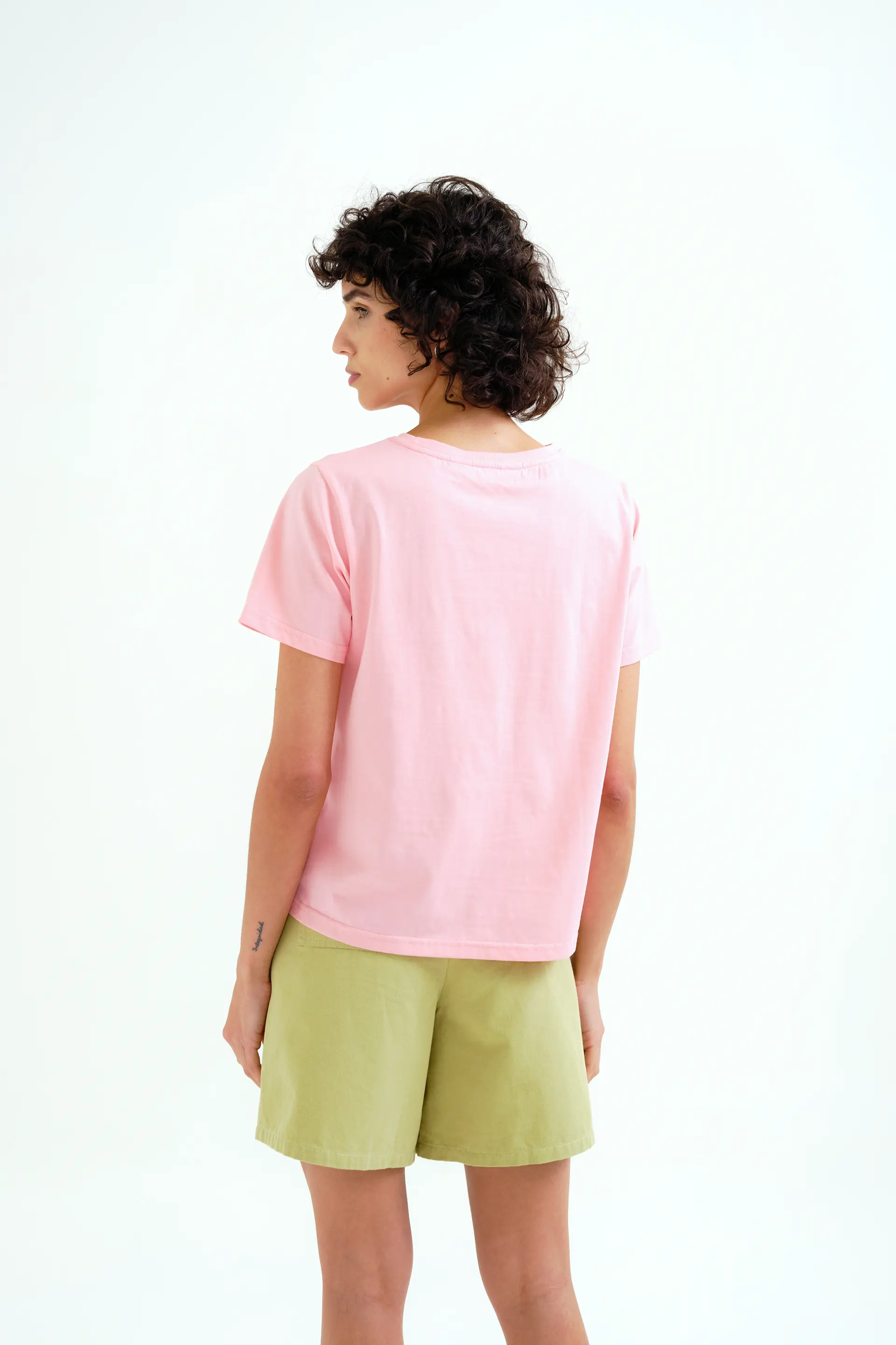Camiseta 100% algodón con girasol bordado - Image 3