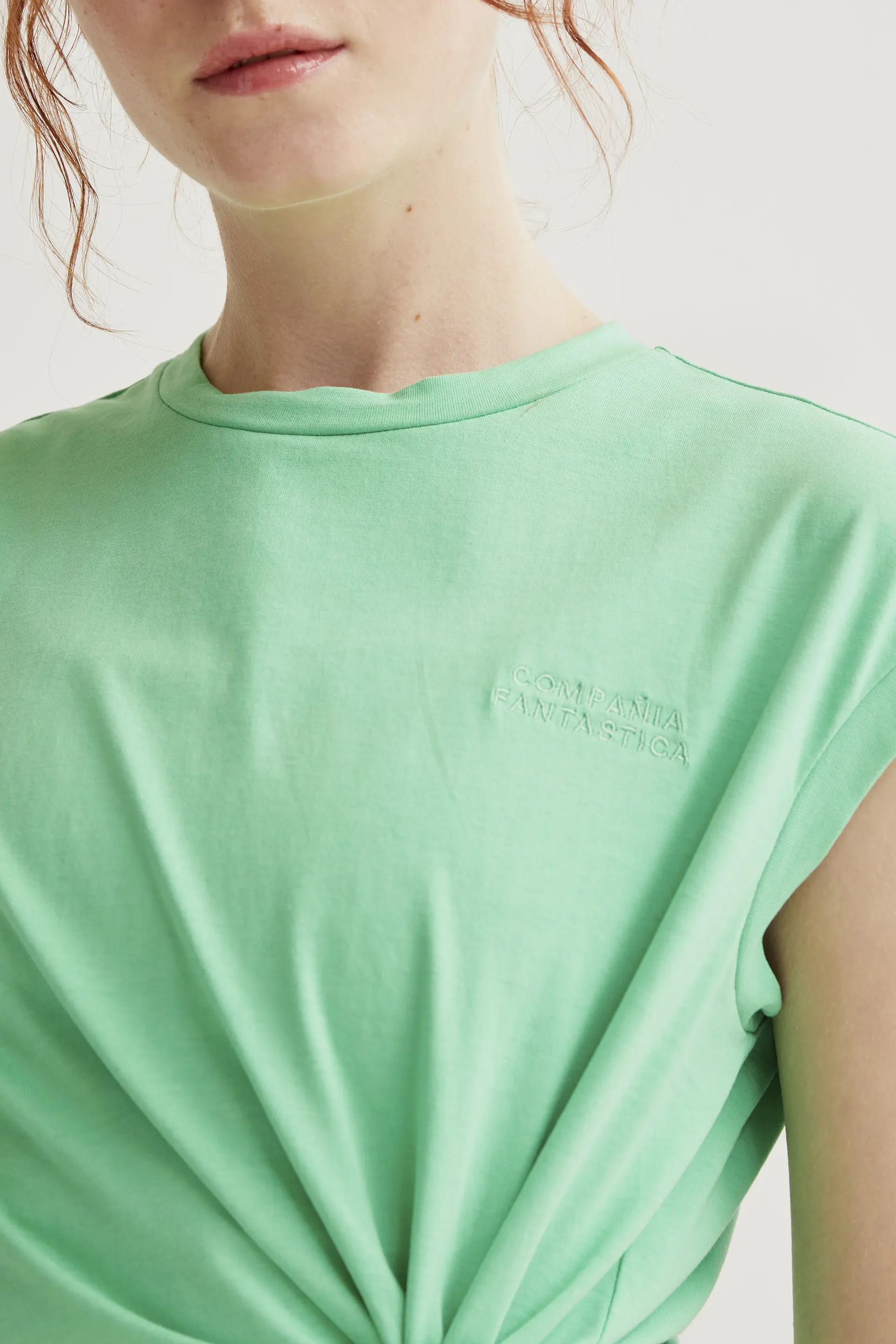 Camiseta 100% algodón verde - Image 4
