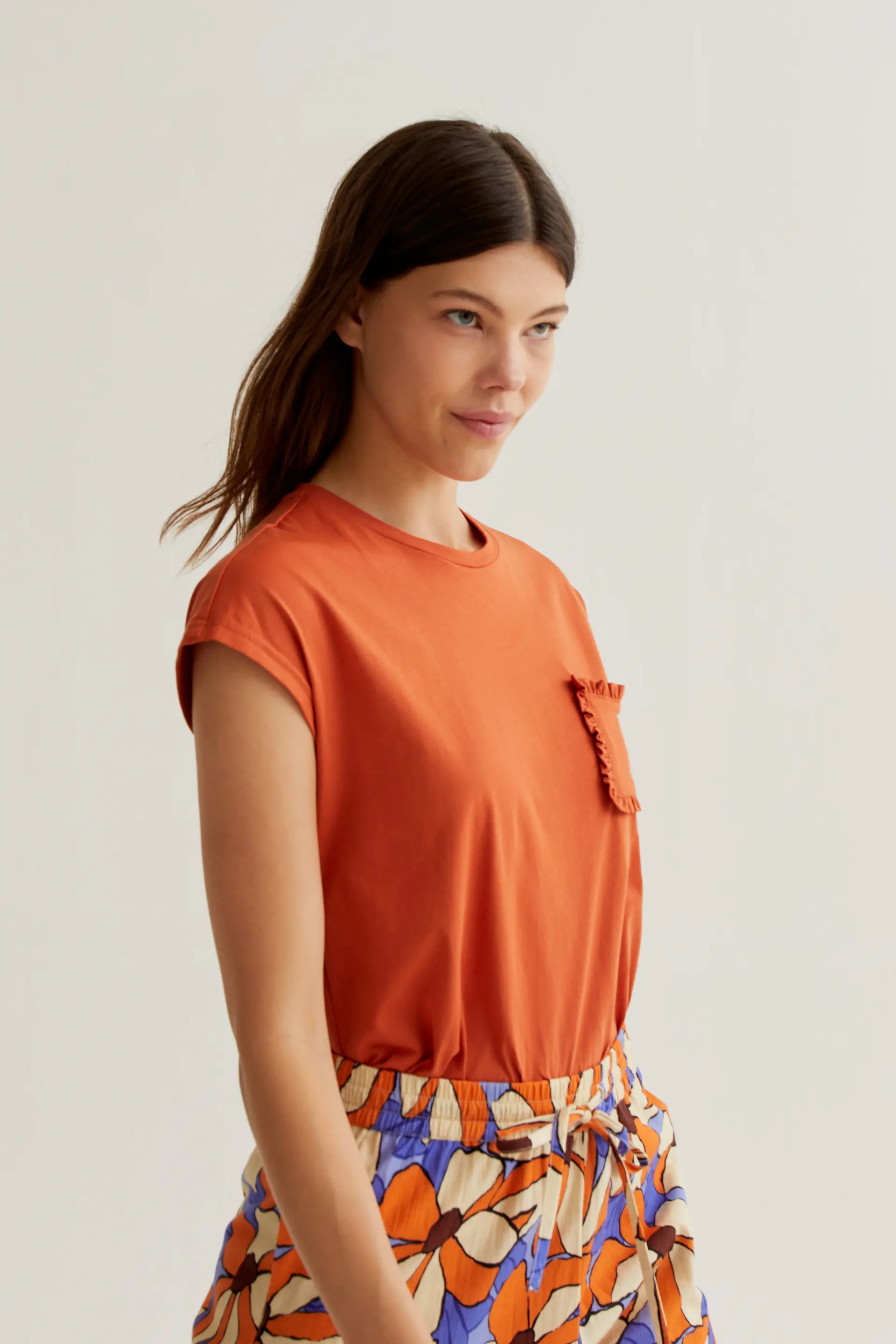 Camiseta  básica 100% algodón marrón - Image 6