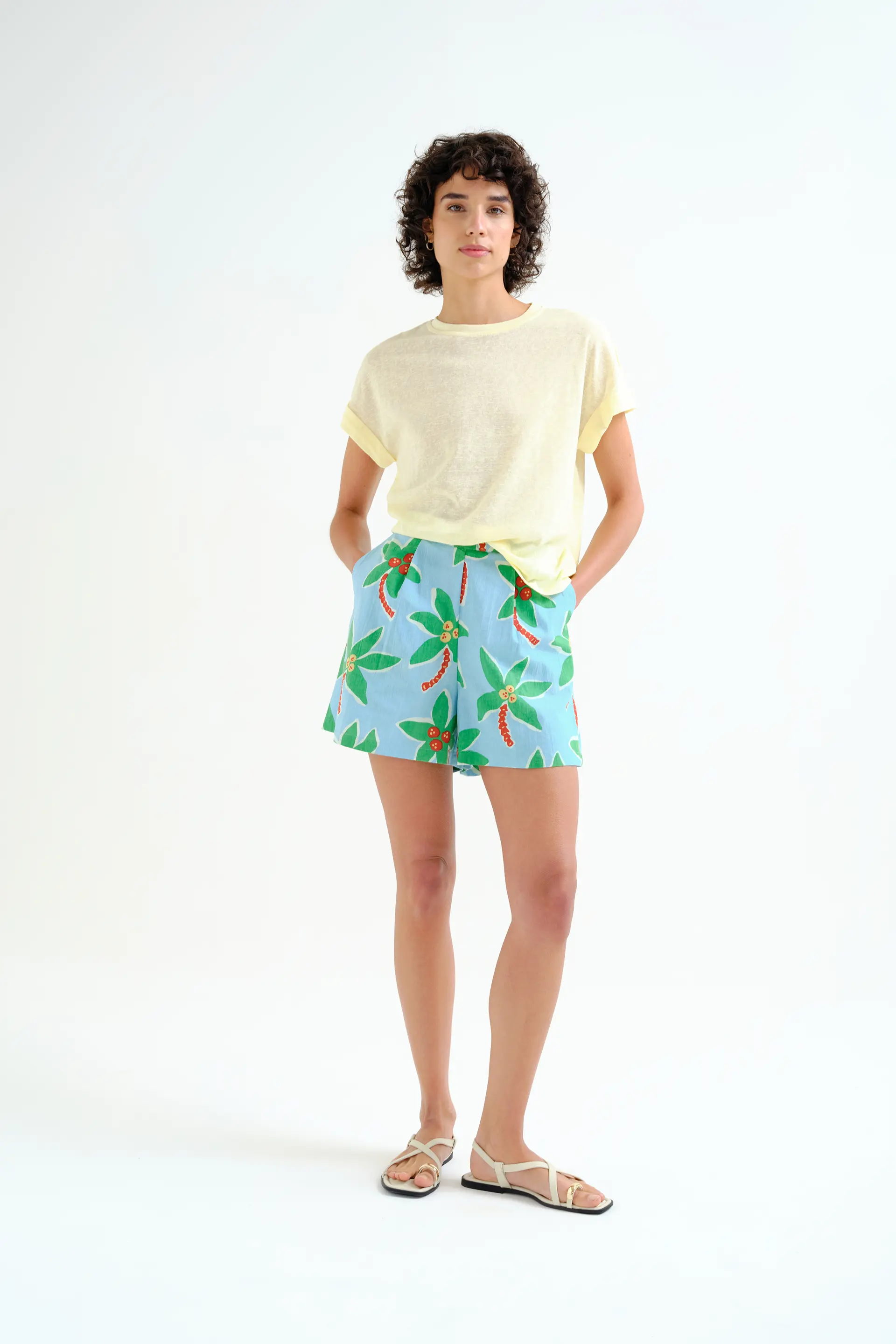 Camiseta básica amarillo - Image 5