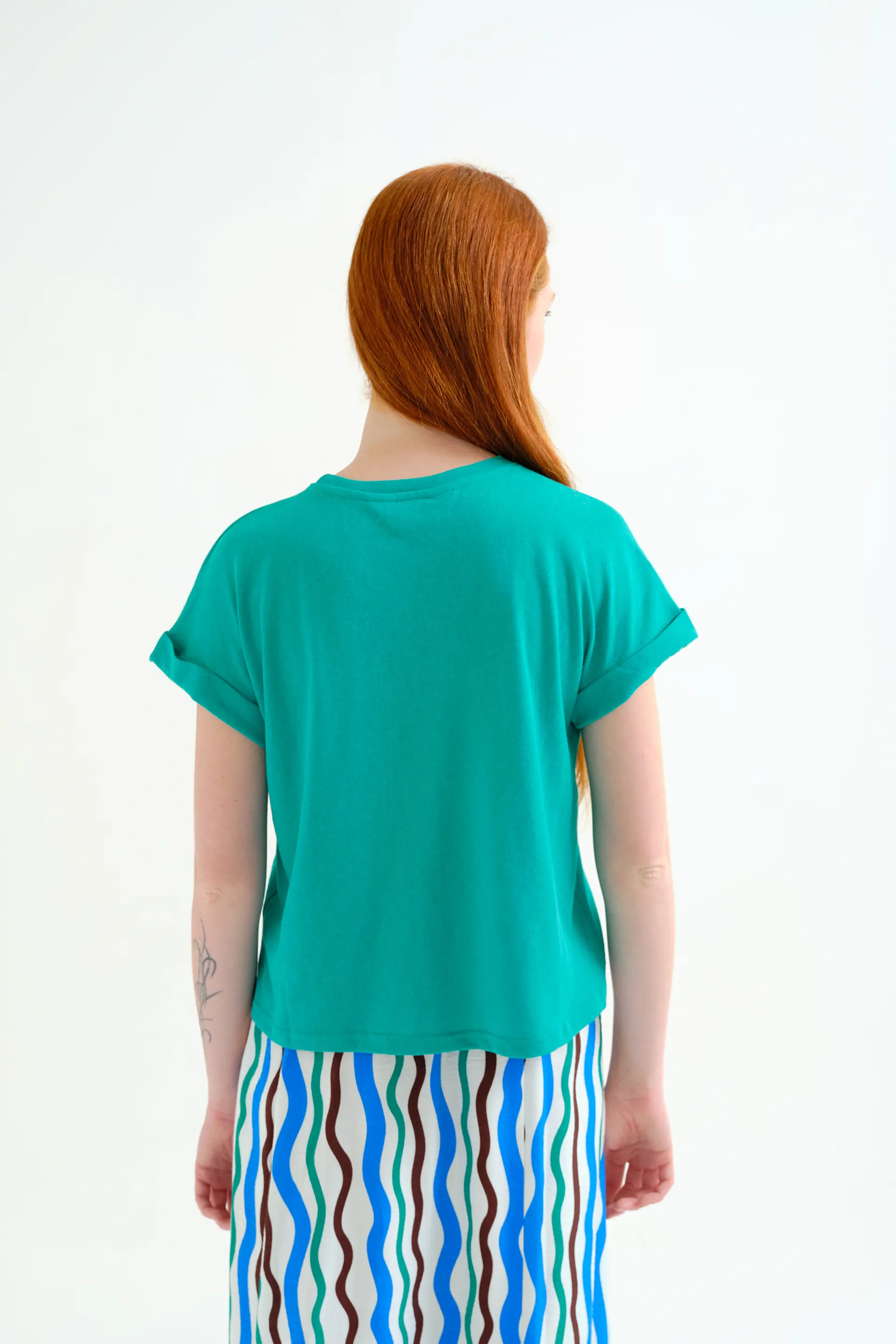 Camiseta básica verde - Image 3