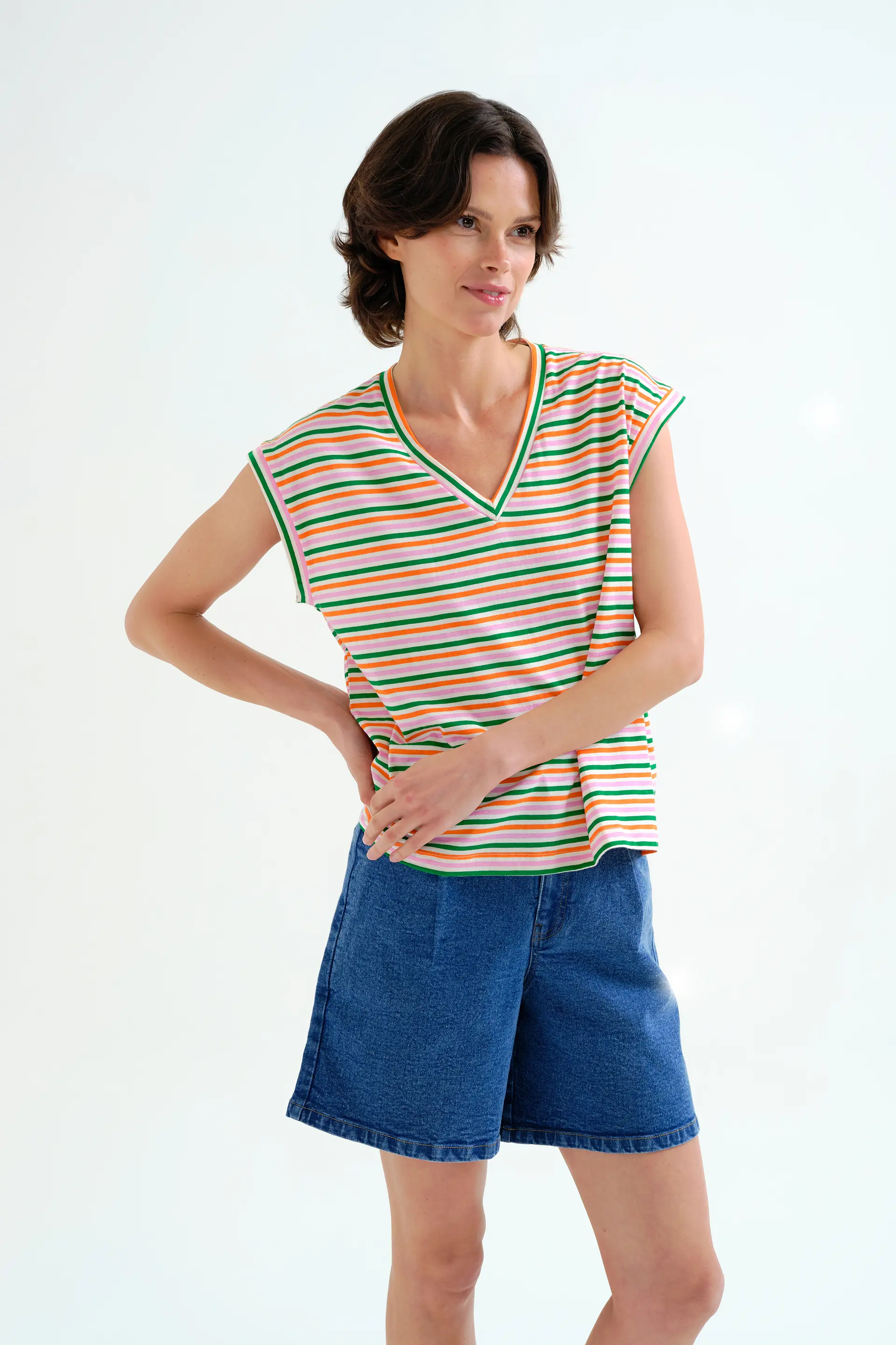 Camiseta con estampado de raya especial multicolor