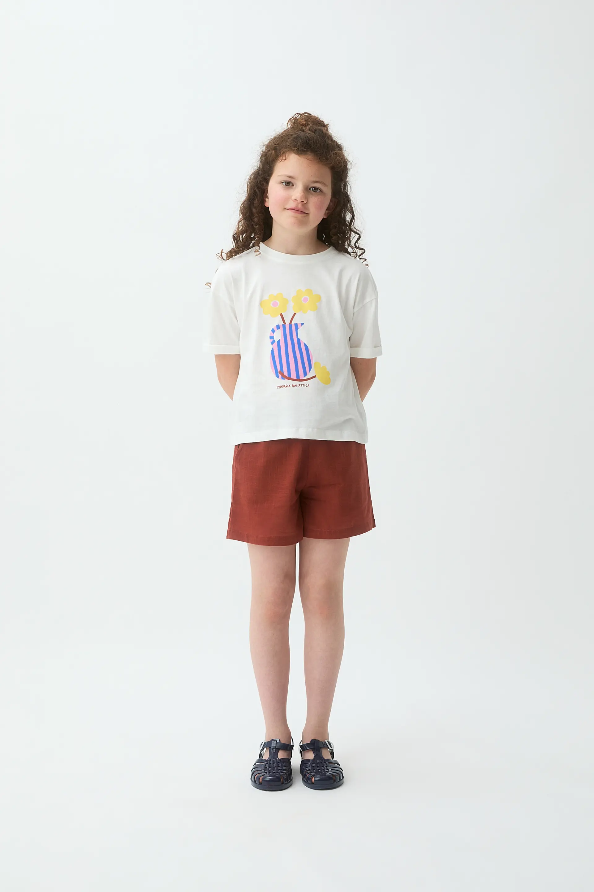 Camiseta de niña 100% algodón con estampado de jarrón "Compañía Fantástica"