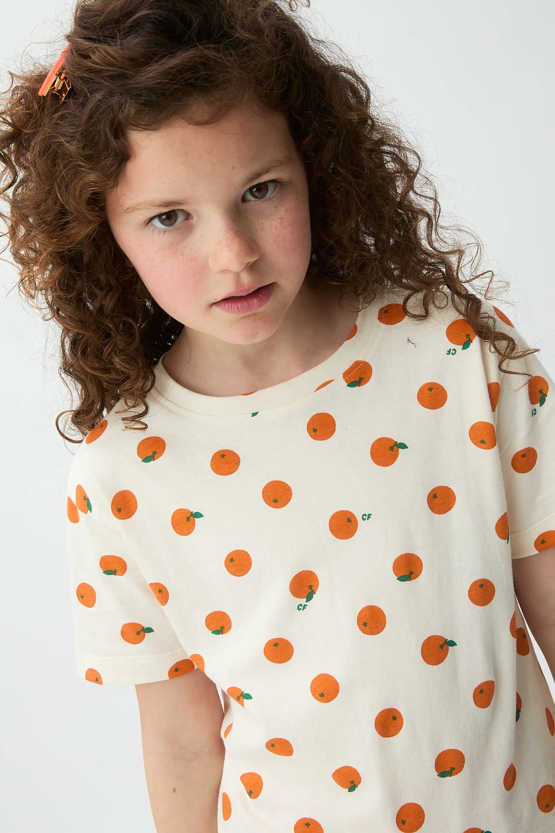 Camiseta de niña con estampado de naranjas - Image 4