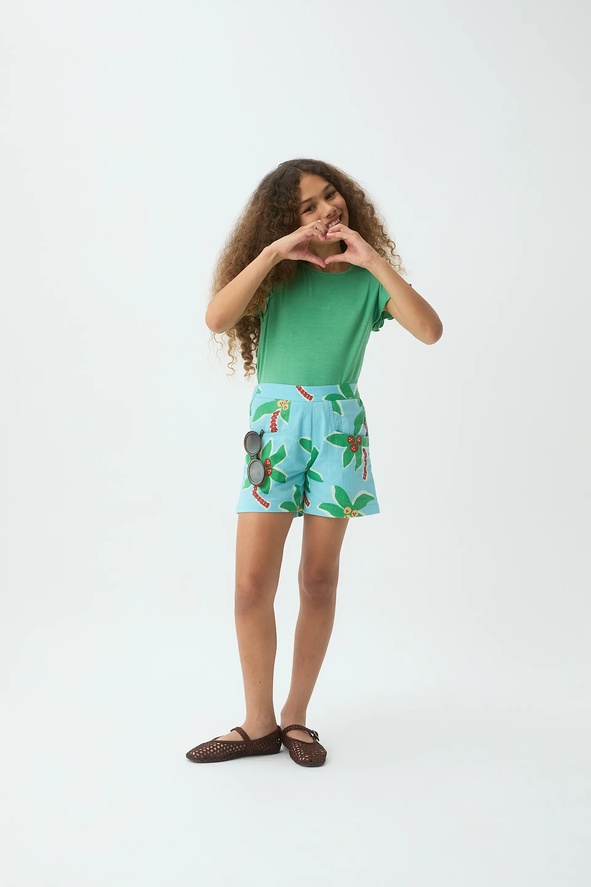 Camiseta de niña manga corta verde
