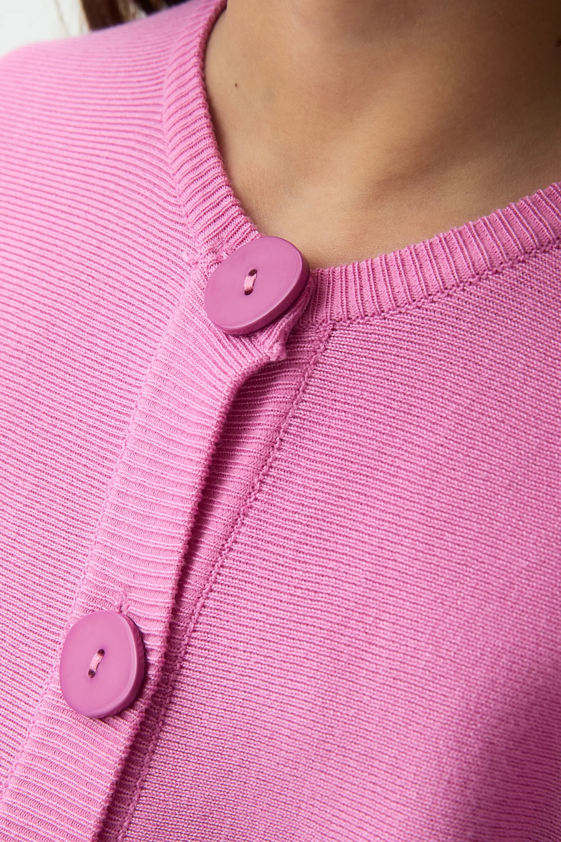 Cárdigan de niña punto rosado - Image 3