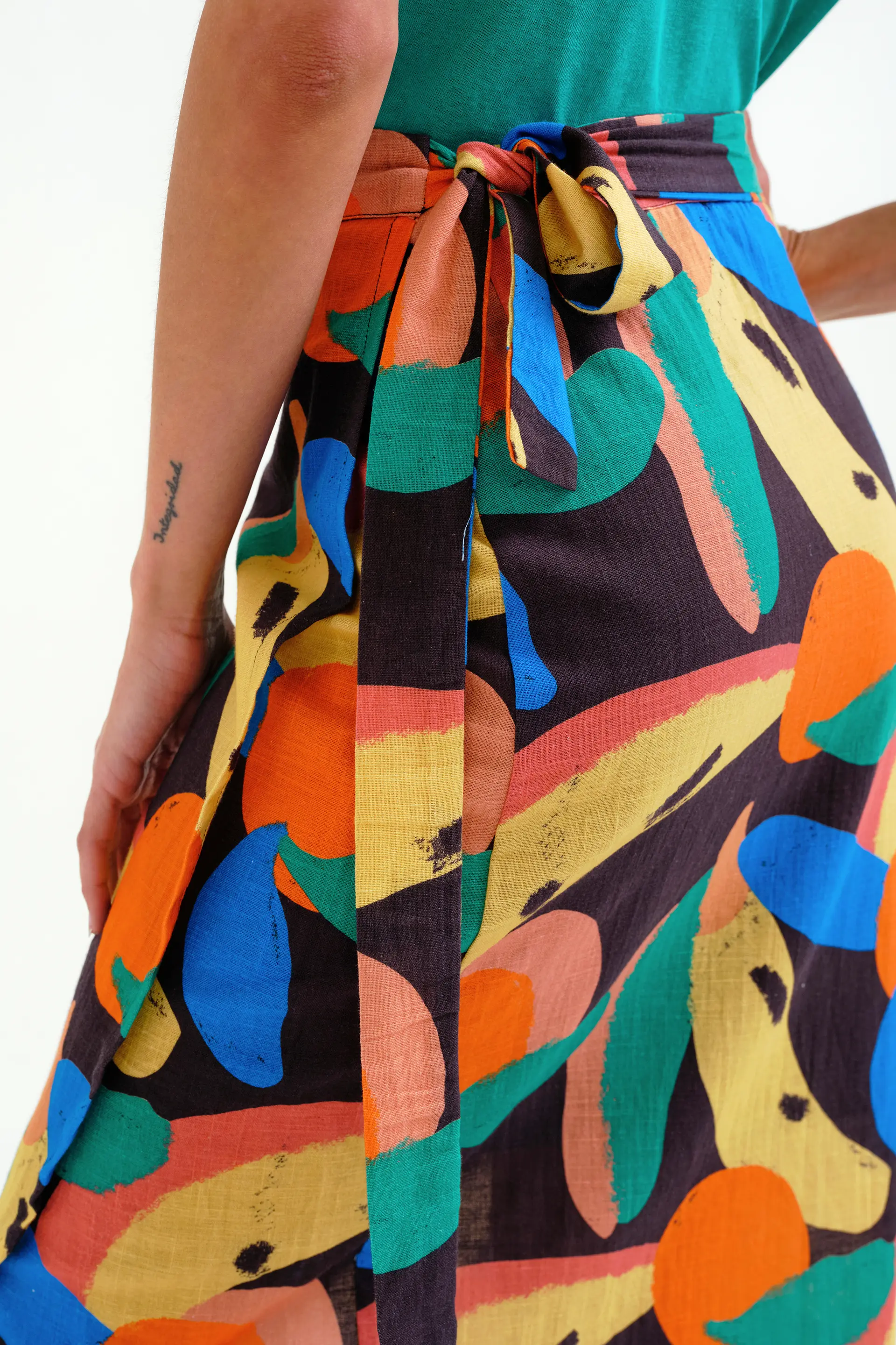 Falda midi con estampado Tutti Frutti Big - Image 5