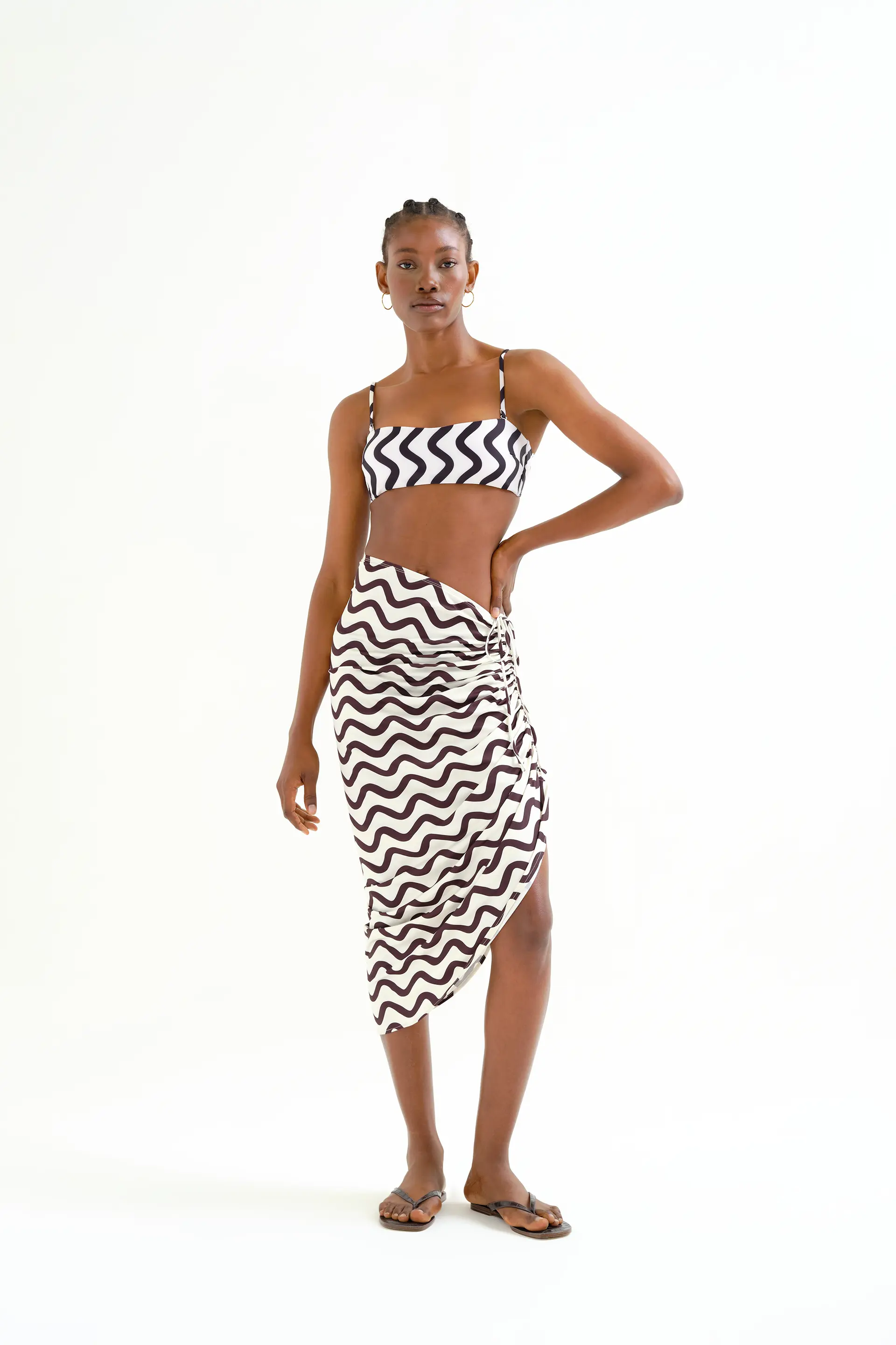 Falda midi con estampado Wave Black & White