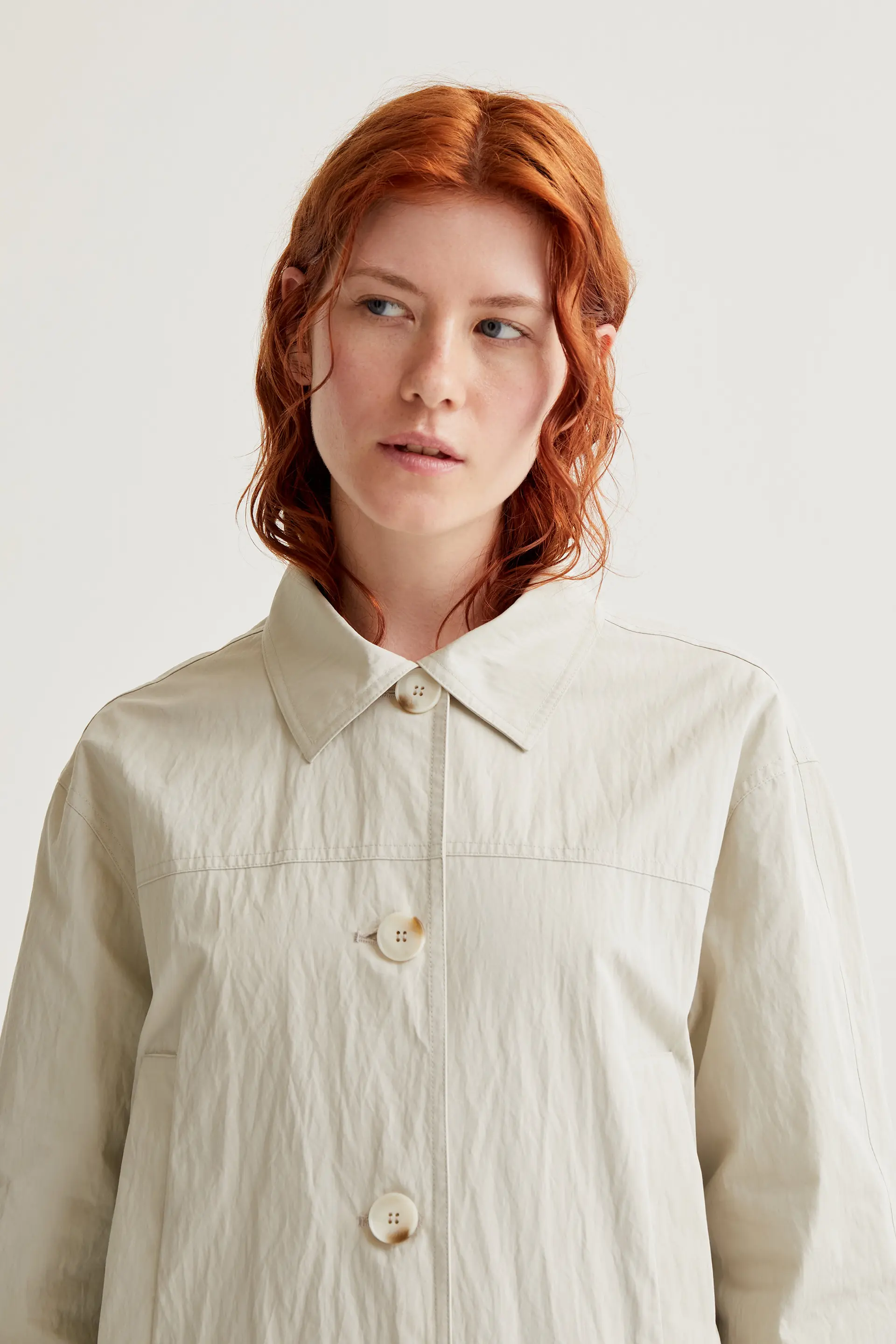 Gabardina blanco roto - Image 5