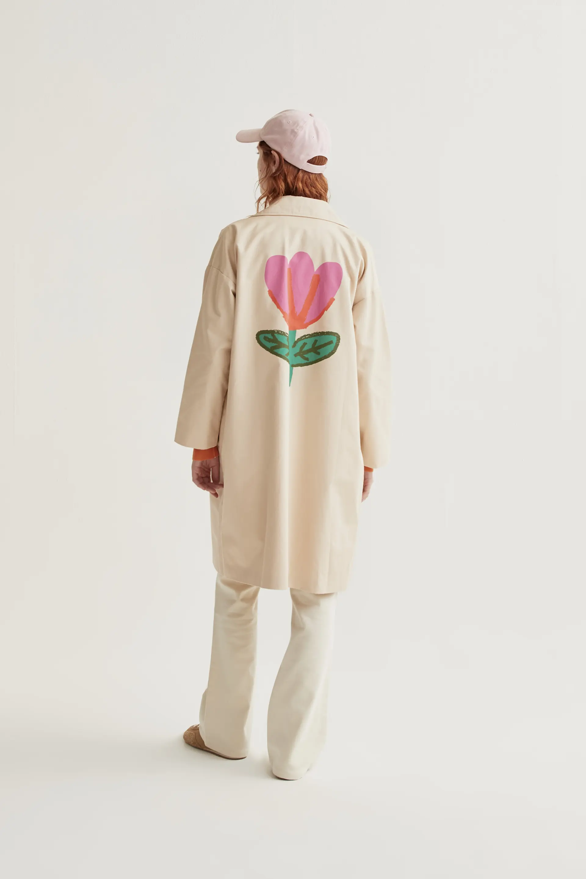 Gabardina con print de Tulipán - Image 3