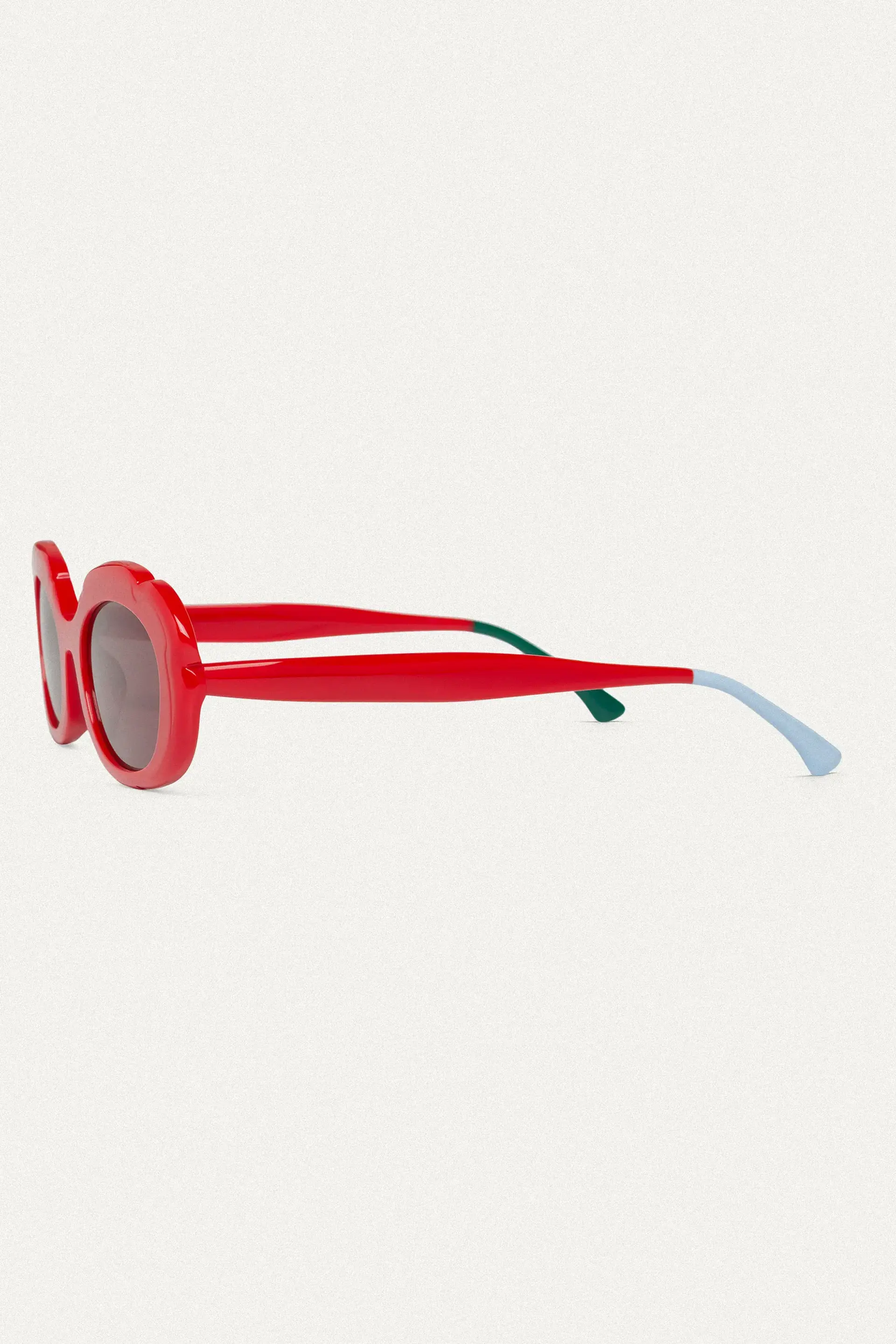 Gafas de sol rojas con punta patillas multicolor azul claro y verde - Image 3