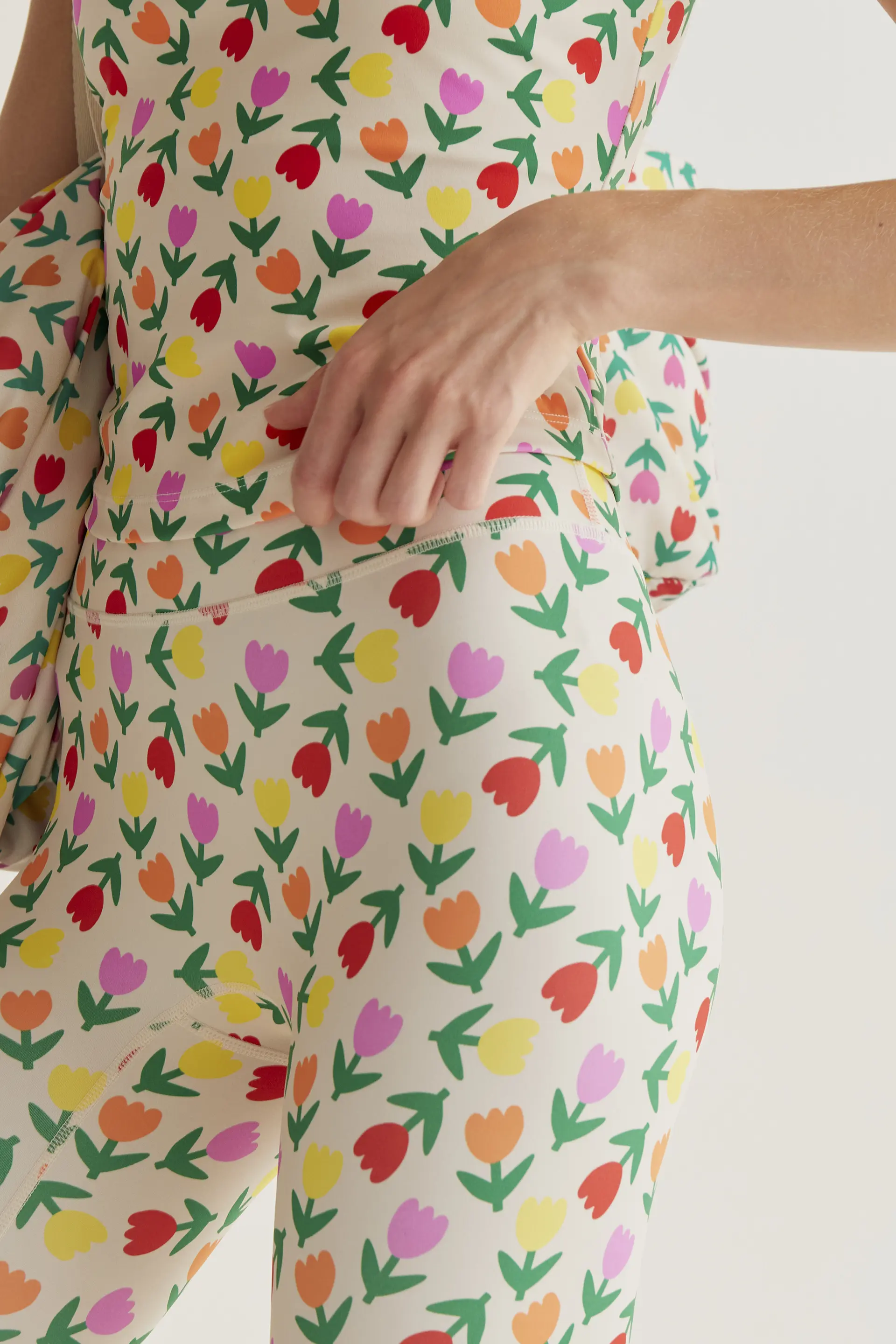Leggings deportivos con estampado Multicolor Tulips - Image 4
