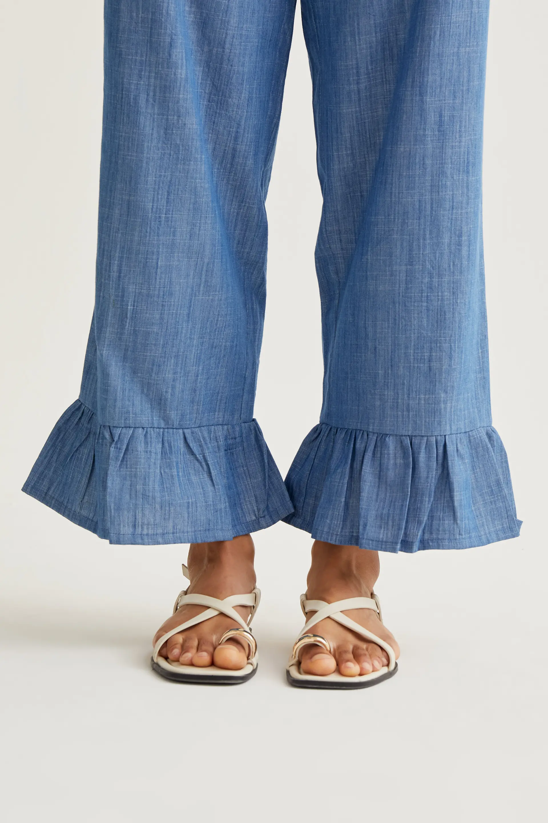 Pantalón 100% algodón chambray azul claro - Image 4