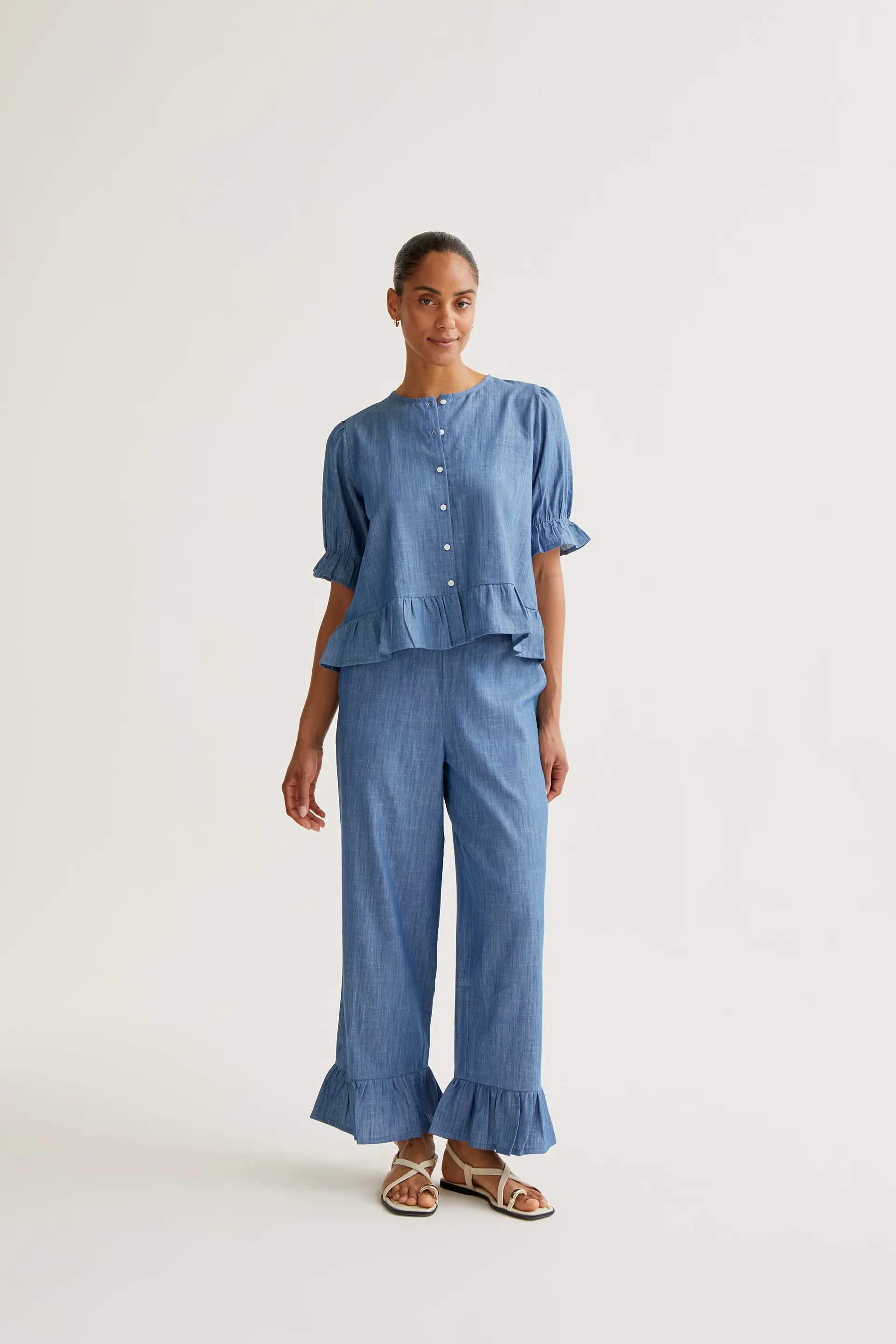 Pantalón 100% algodón chambray azul claro - Image 5