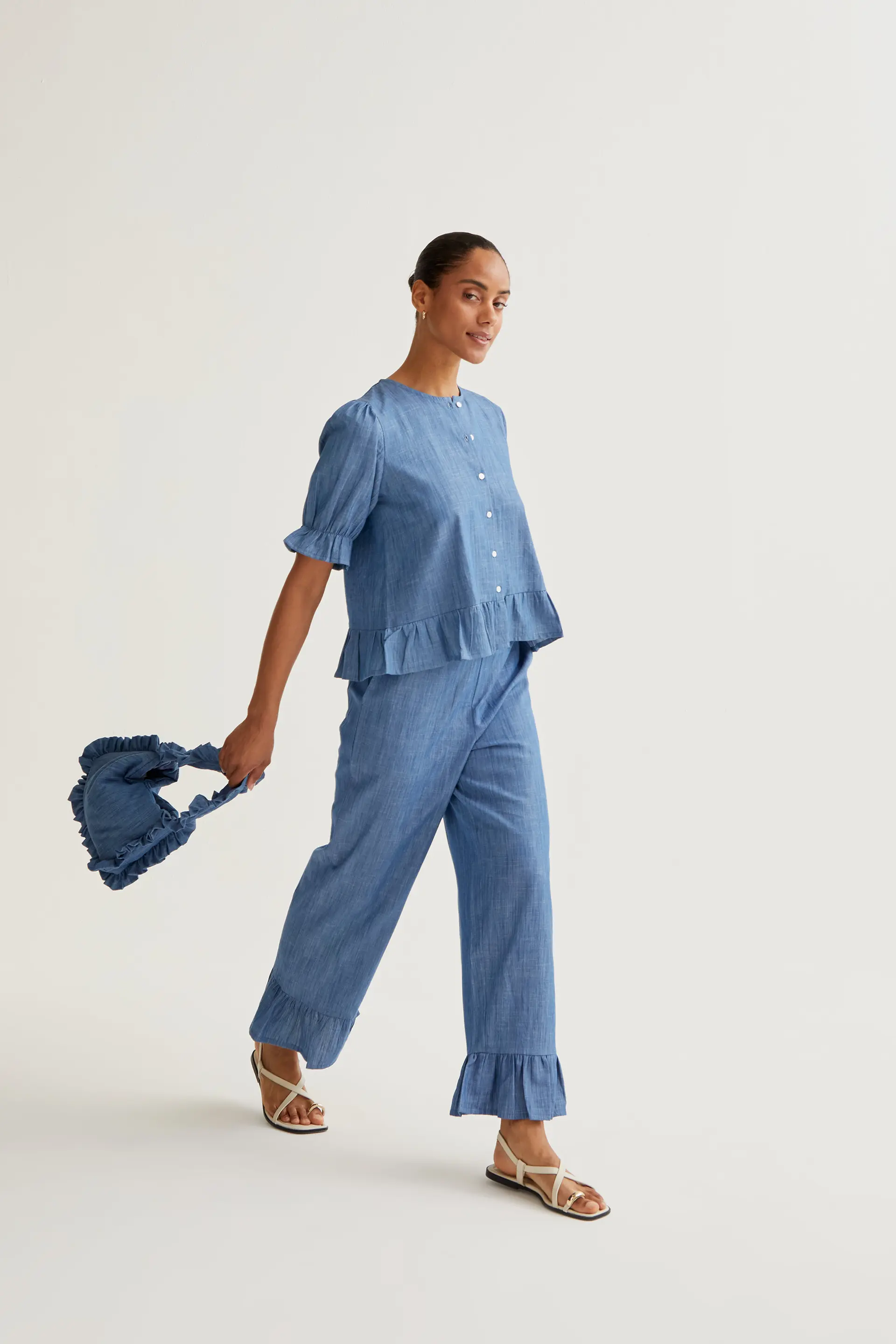 Pantalón 100% algodón chambray azul claro - Image 6