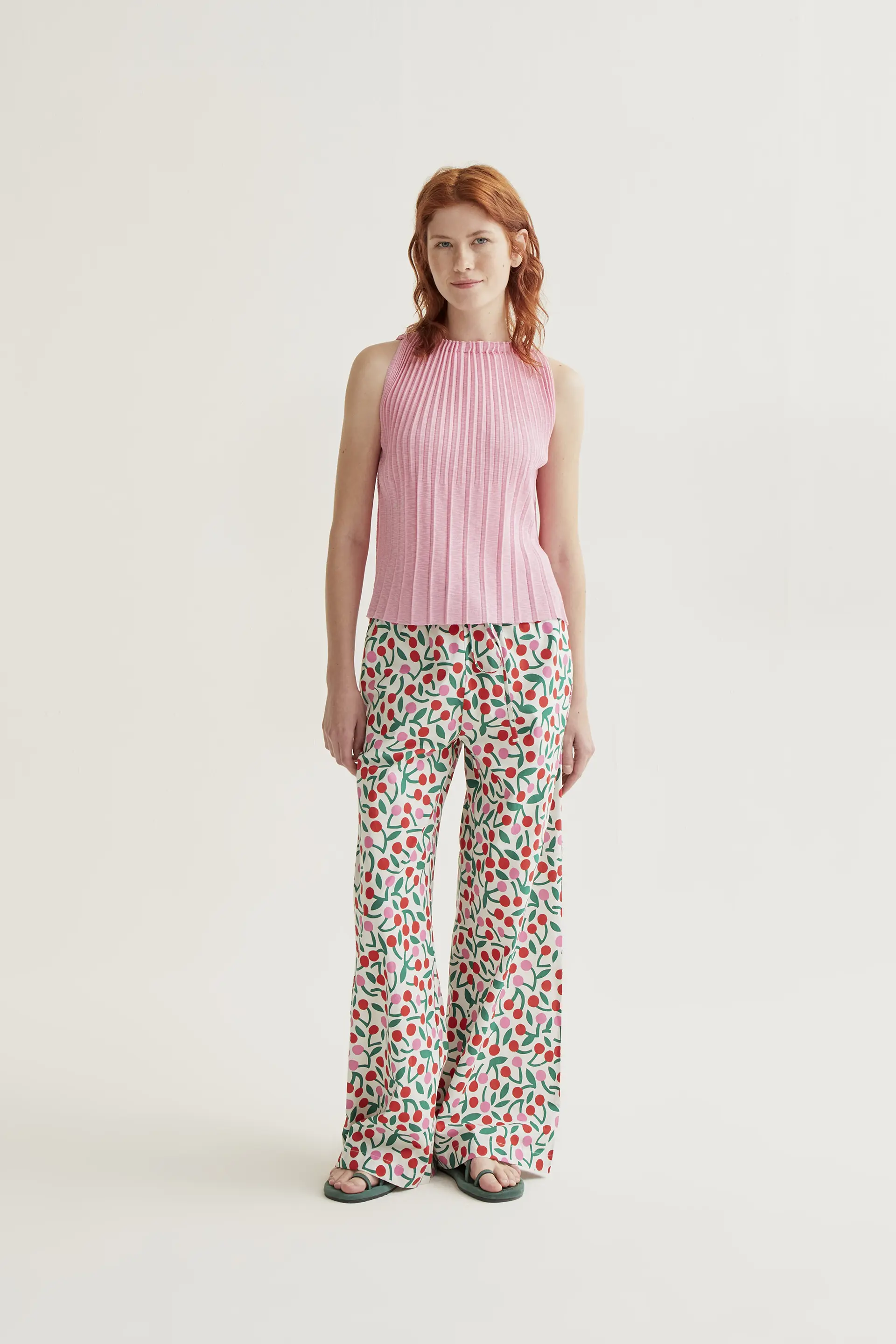 Pantalón 100% algodón con estampado Guinda - Image 5