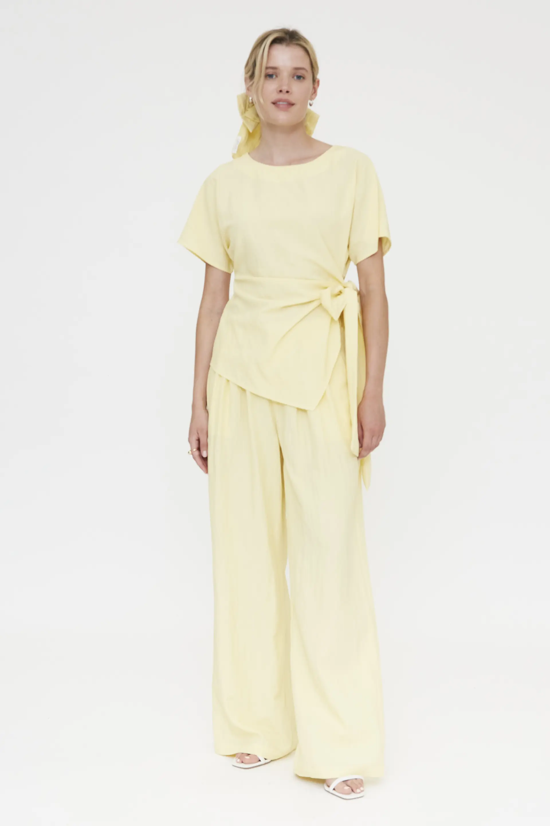 Pantalón amarillo claro fluído - Image 4