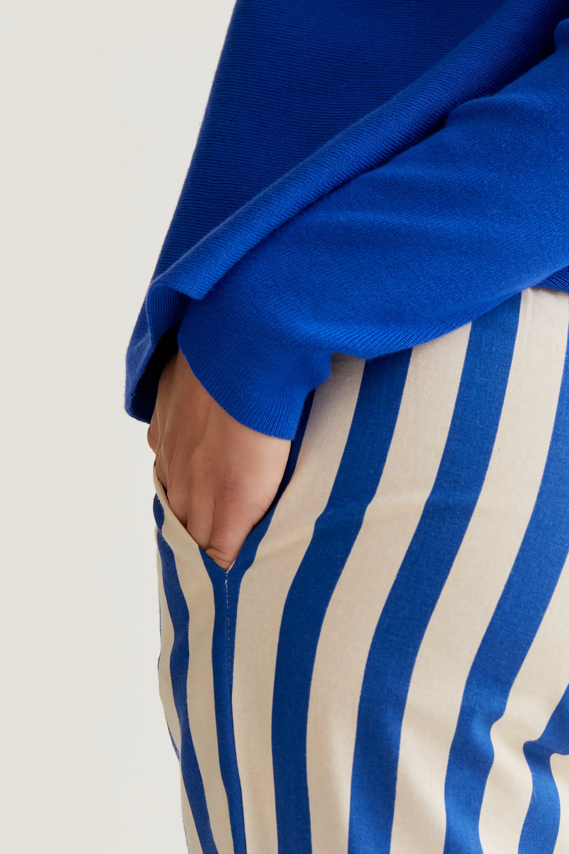 Pantalón con estampado Bamboo Blue - Image 4