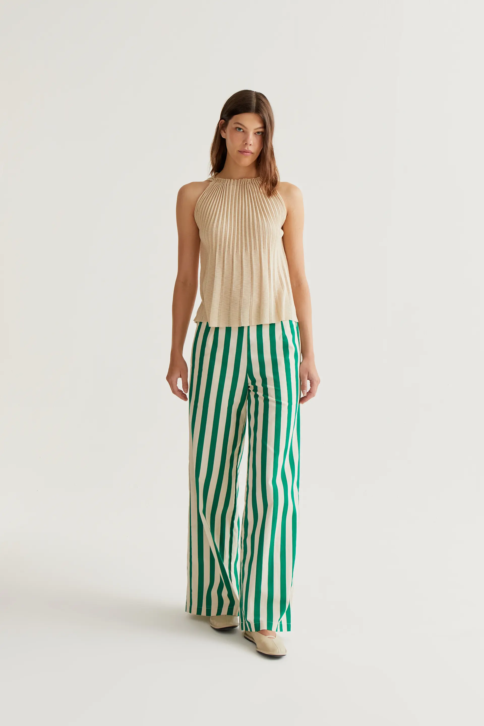 Pantalón con estampado Bamboo Green - Image 5