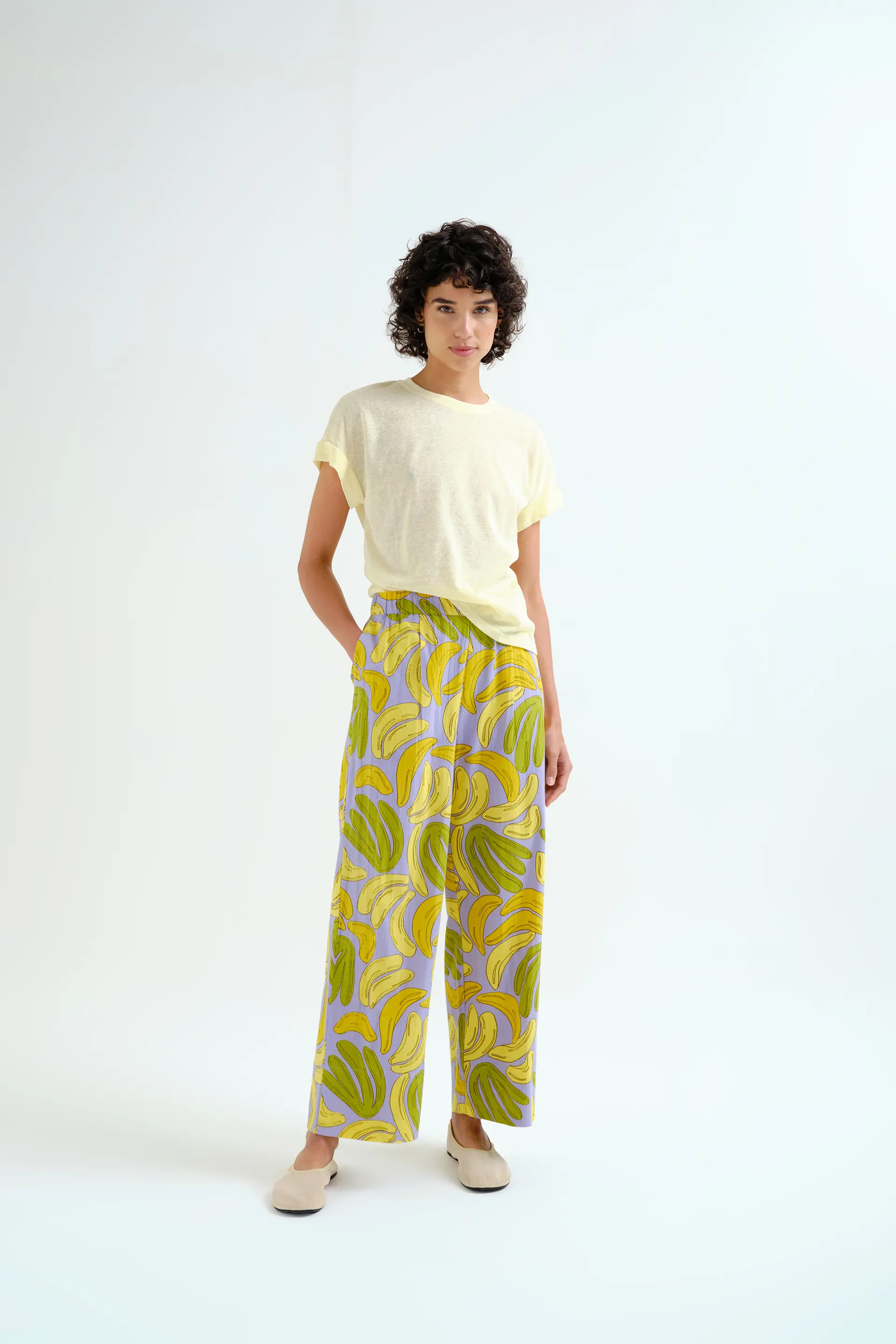 Pantalón con estampado Guineo - Image 6