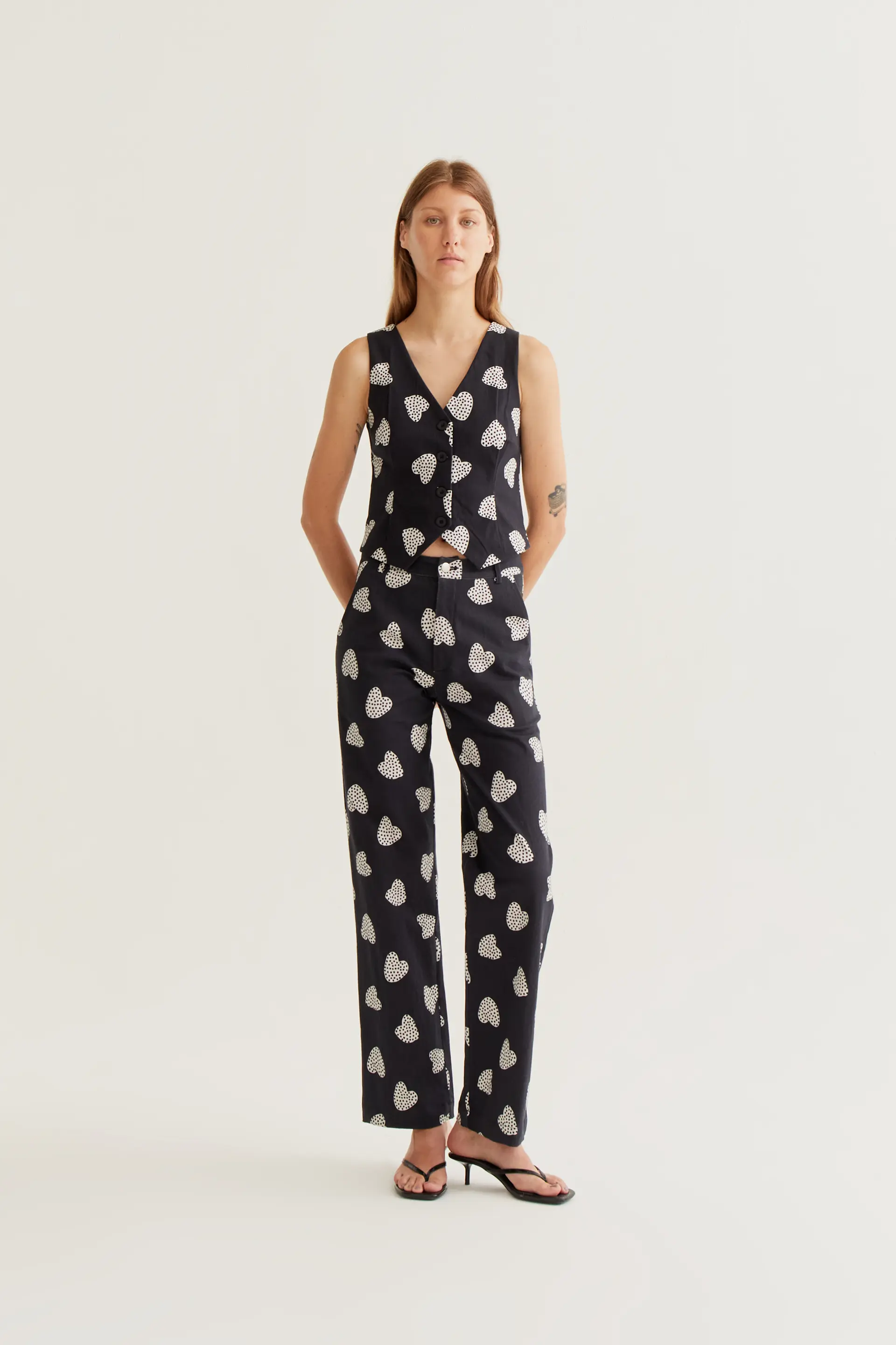 Pantalón con estampado Harmony Black - Image 5