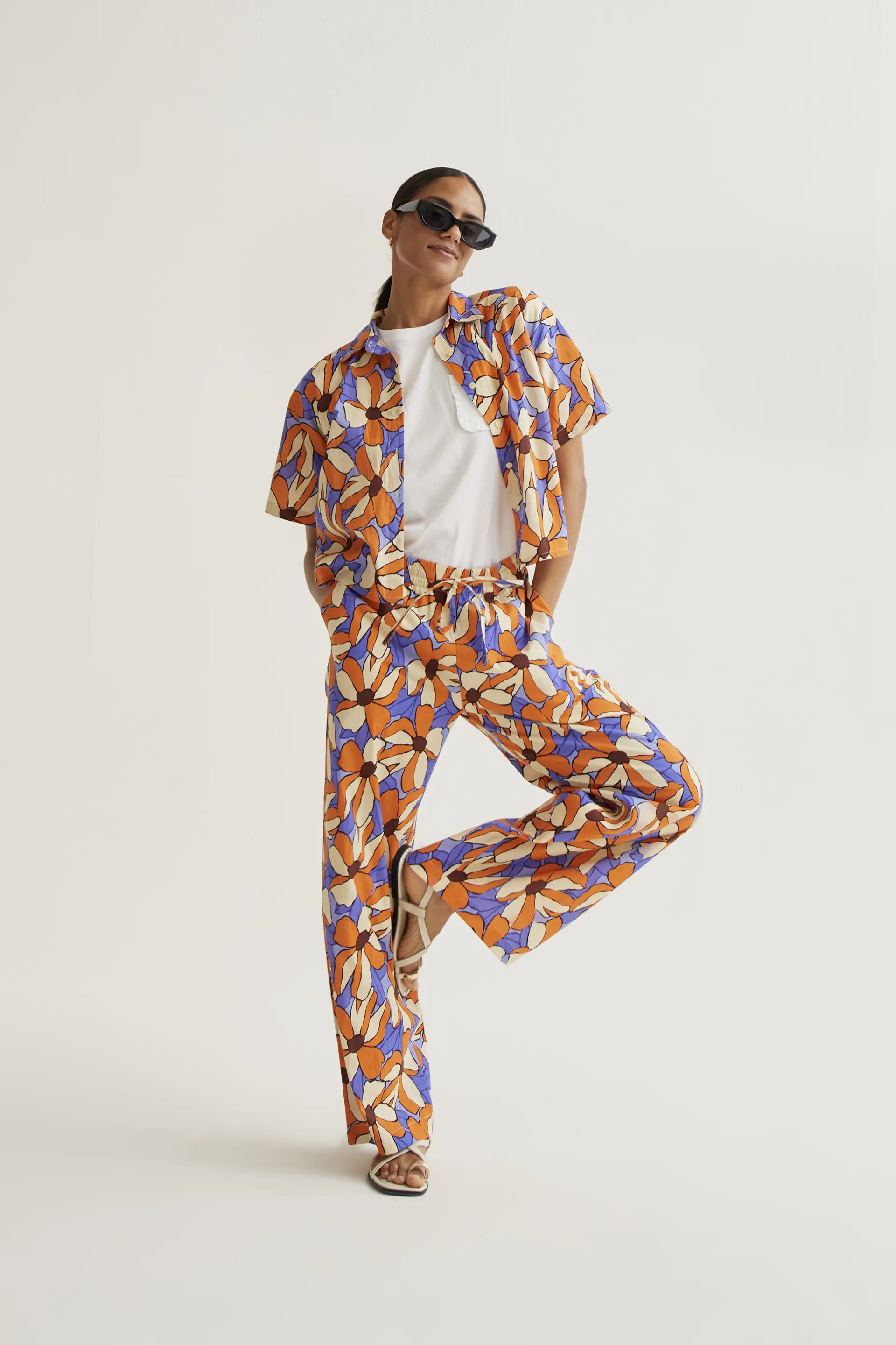 Pantalón con estampado Marigold - Image 6