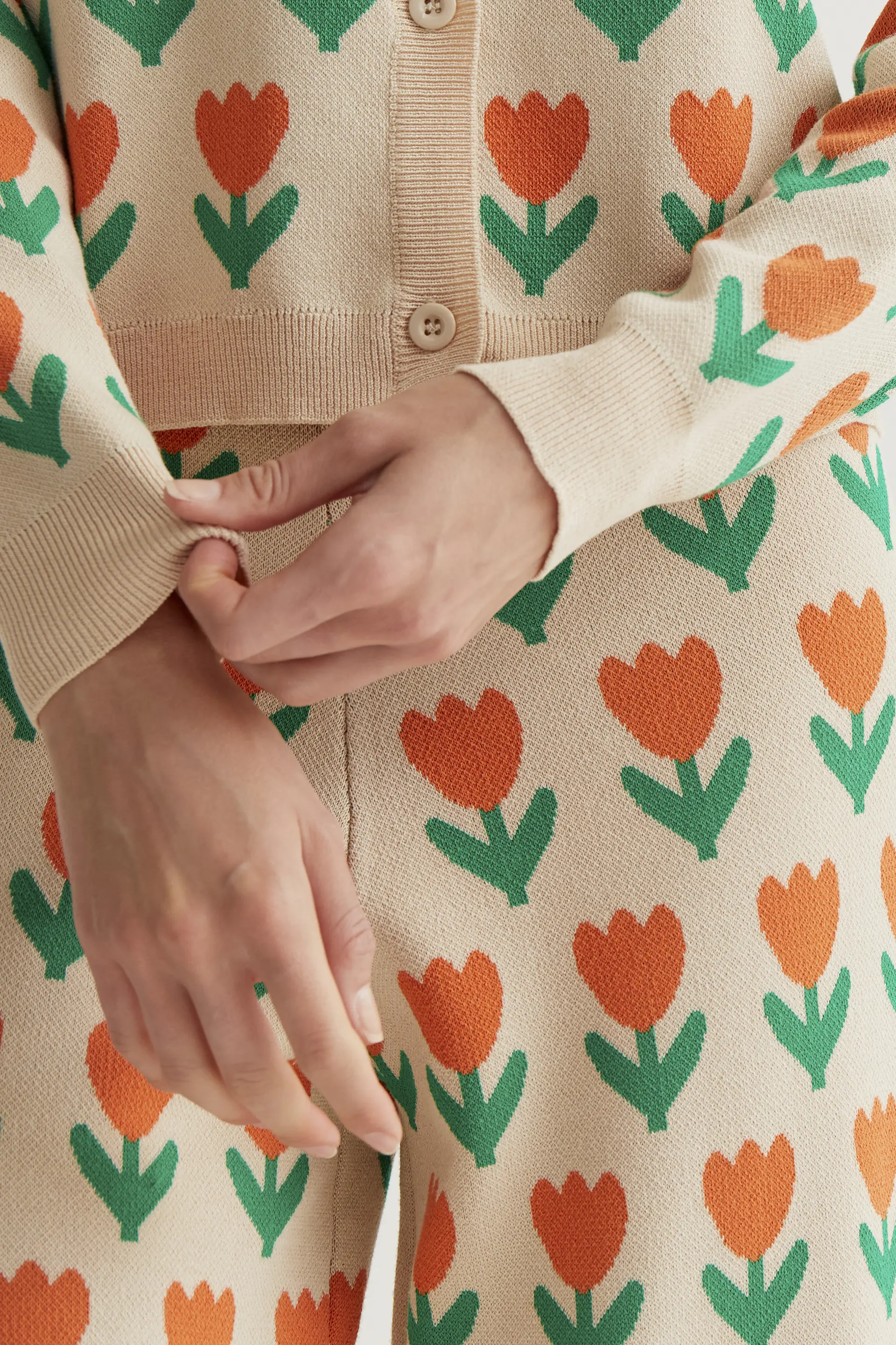 Pantalón punto con estampado Orange Tulip - Image 4