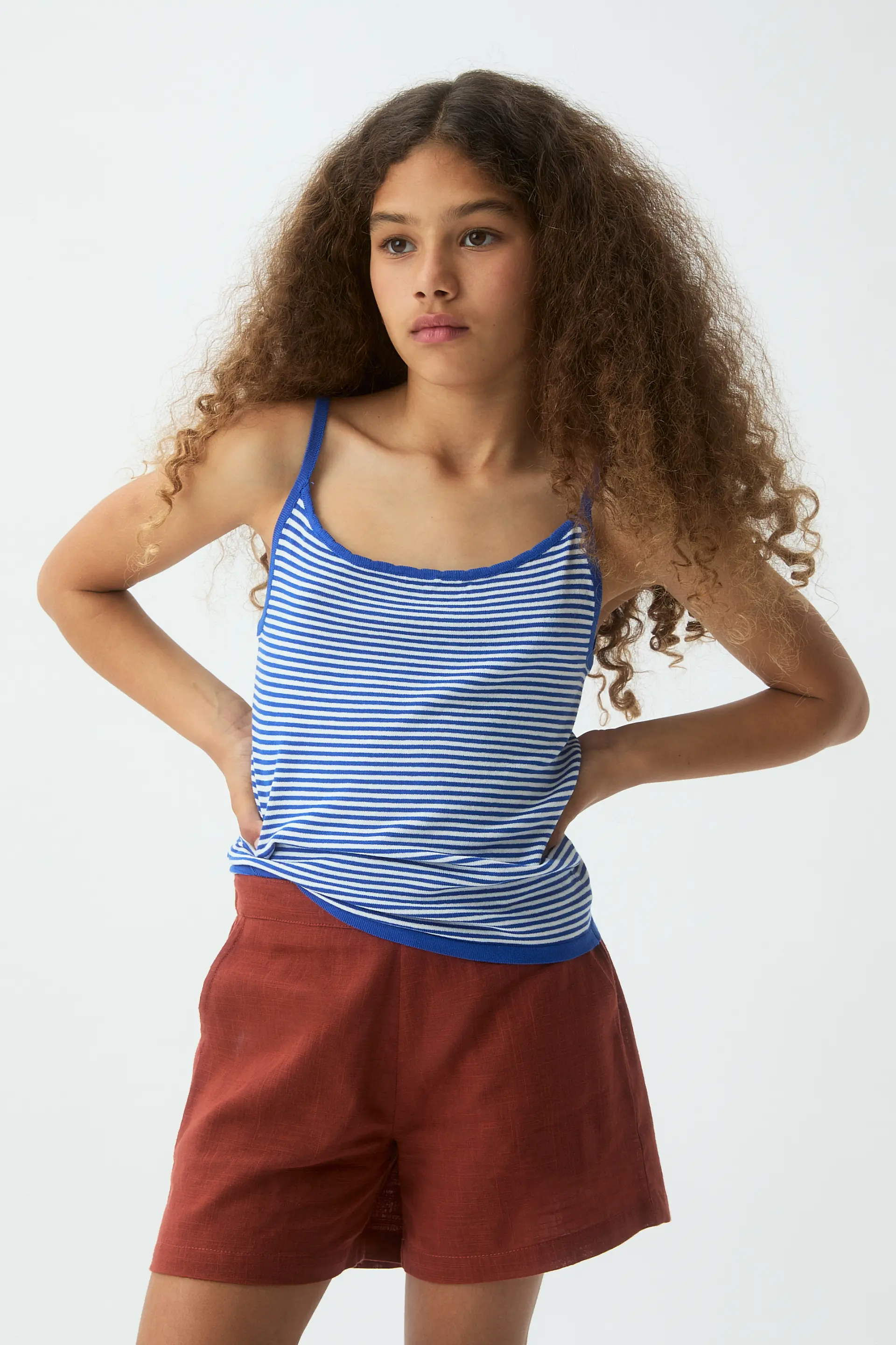 Shorts de niña 100% algodón marrón - Image 4