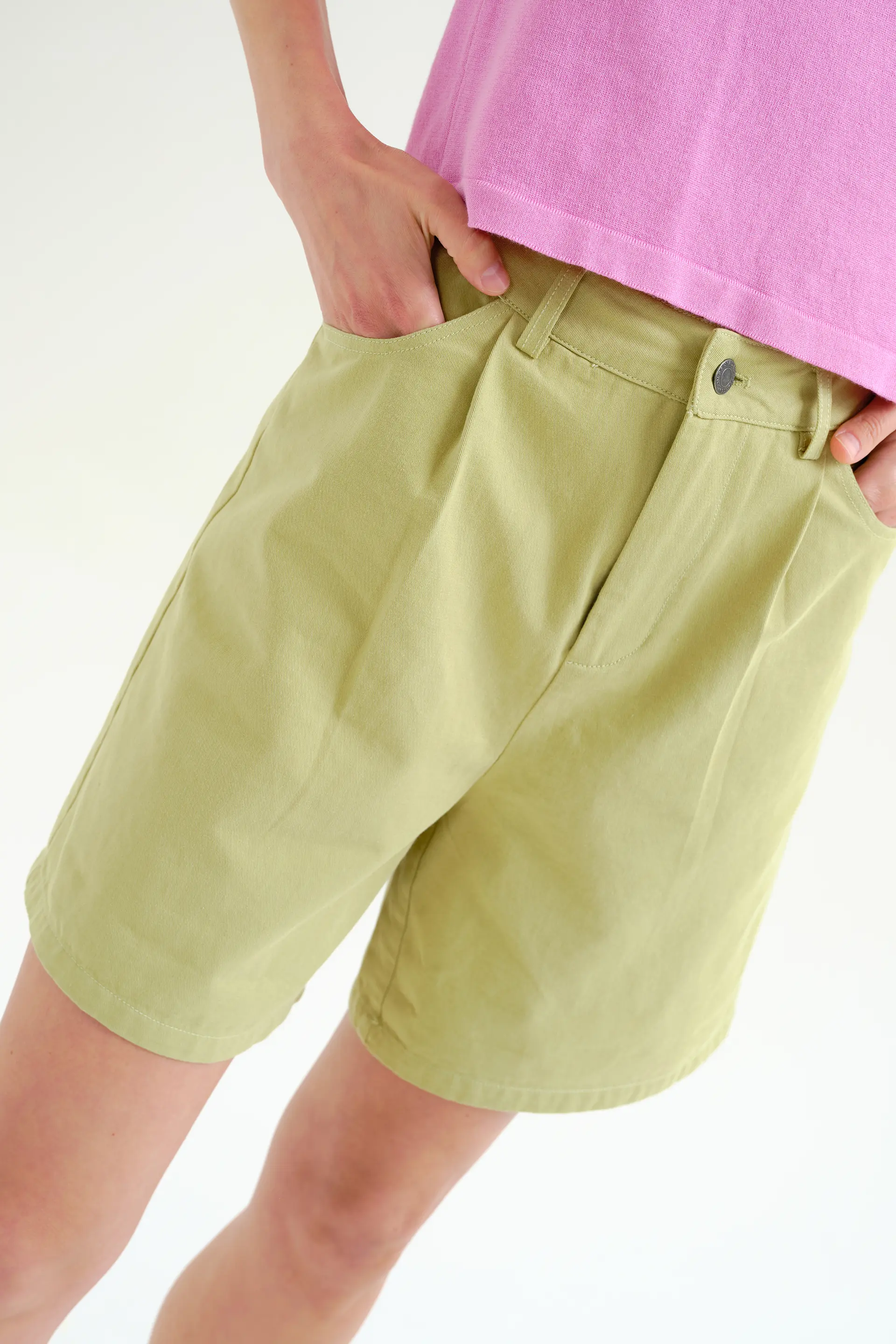 Shorts verde 100% algodón - Image 6
