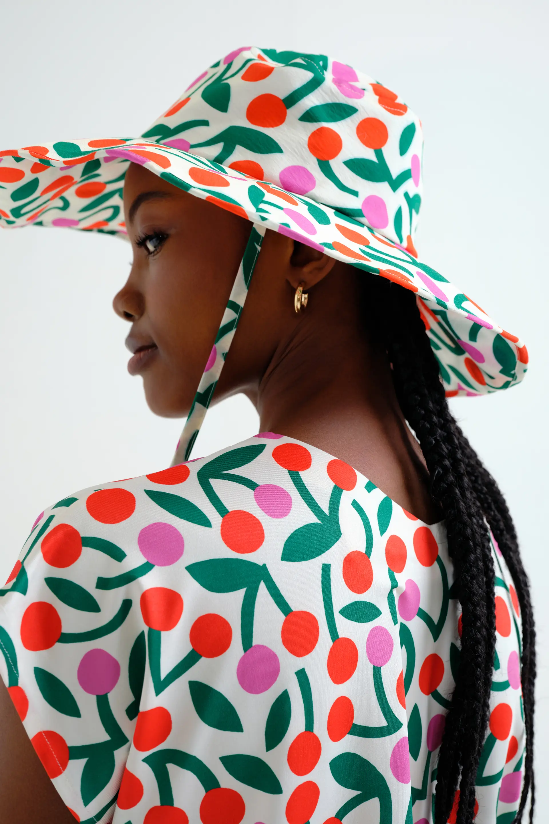 Sombrero con estampado Guinda - Image 3