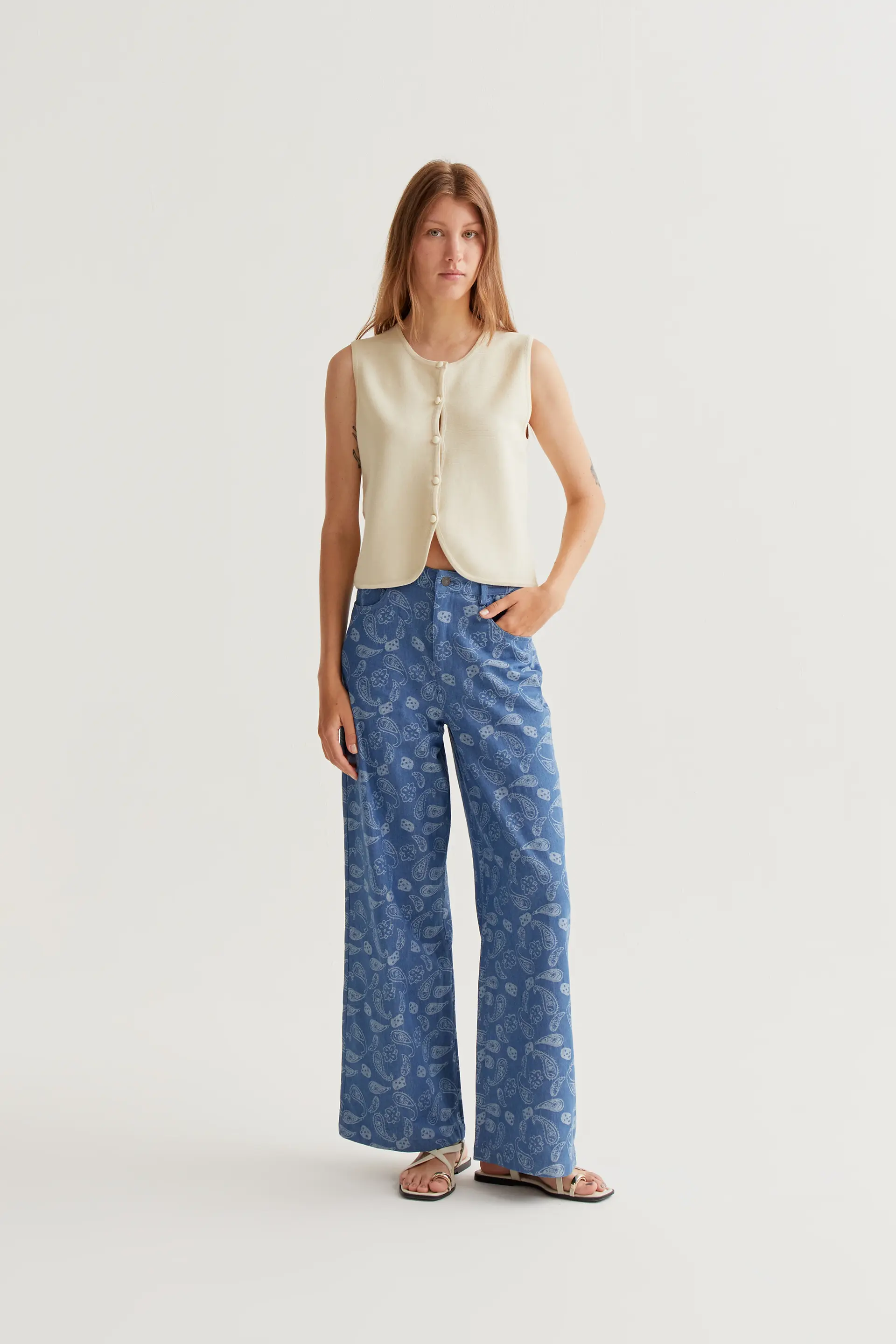 Top chaleco punto beige - Image 5