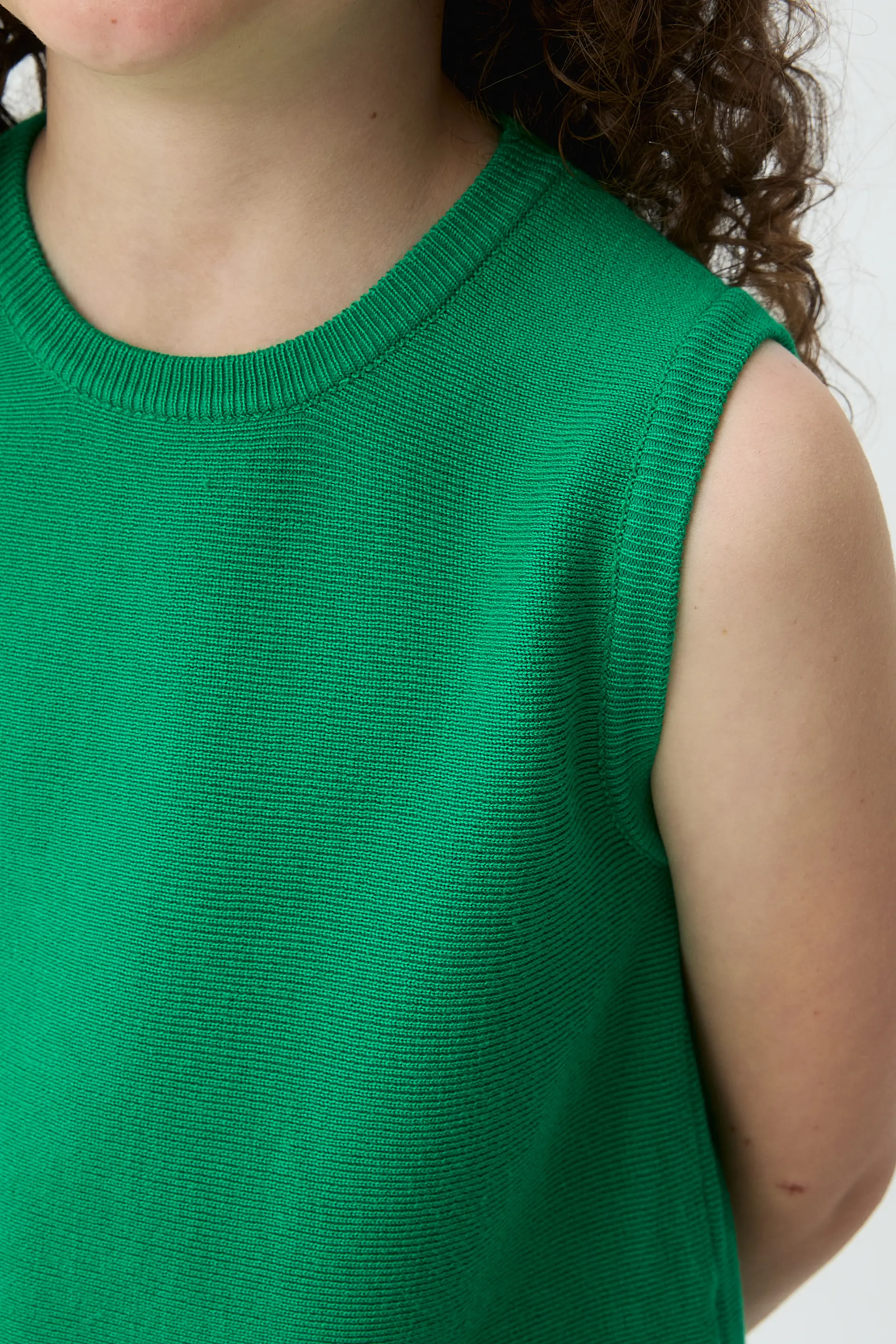 Top de niña punto verde - Image 3