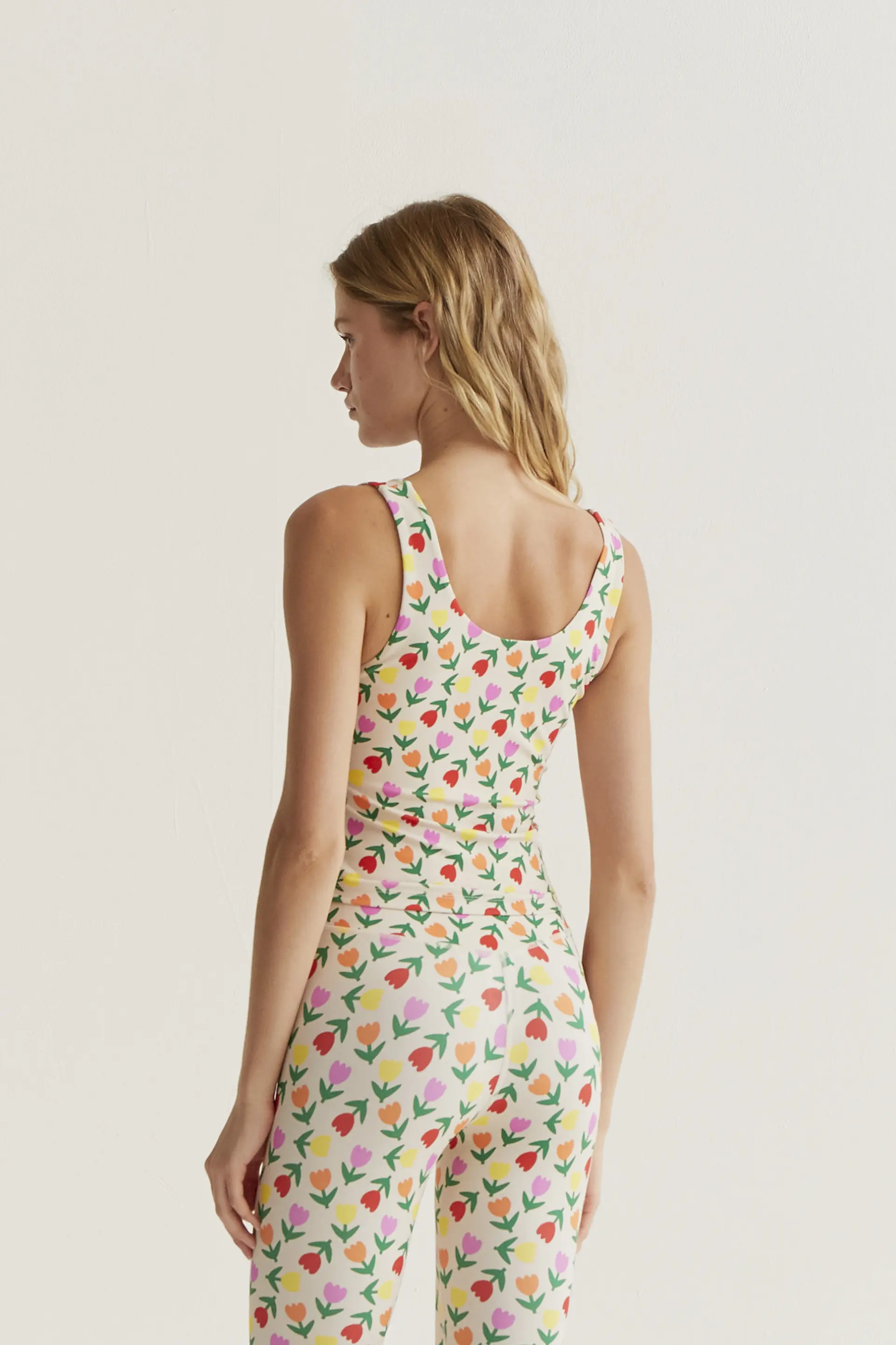 Top deportivo con estampado Multicolor Tulips - Image 3