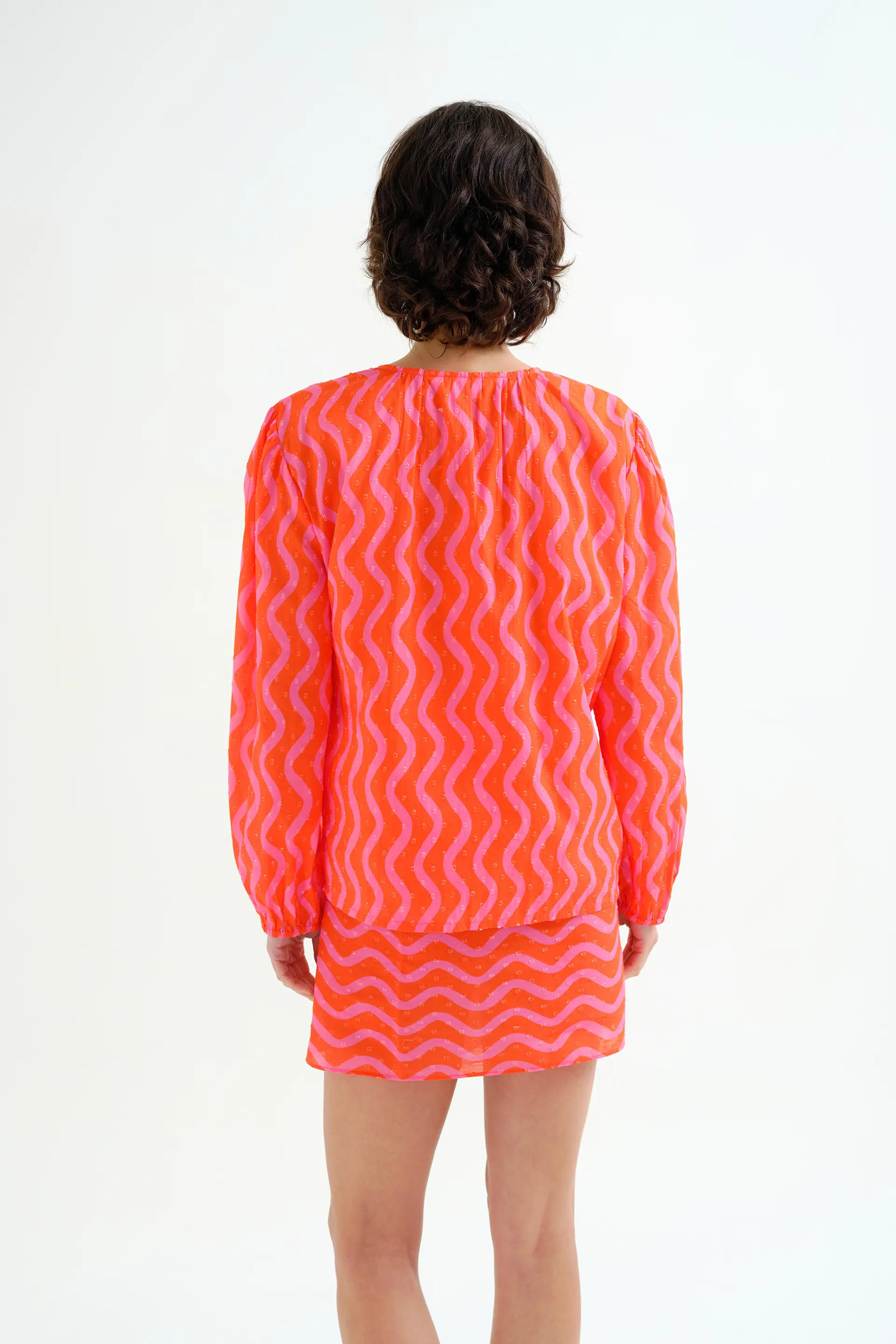 Top playero con estampado Wave Red & Pink - Image 3