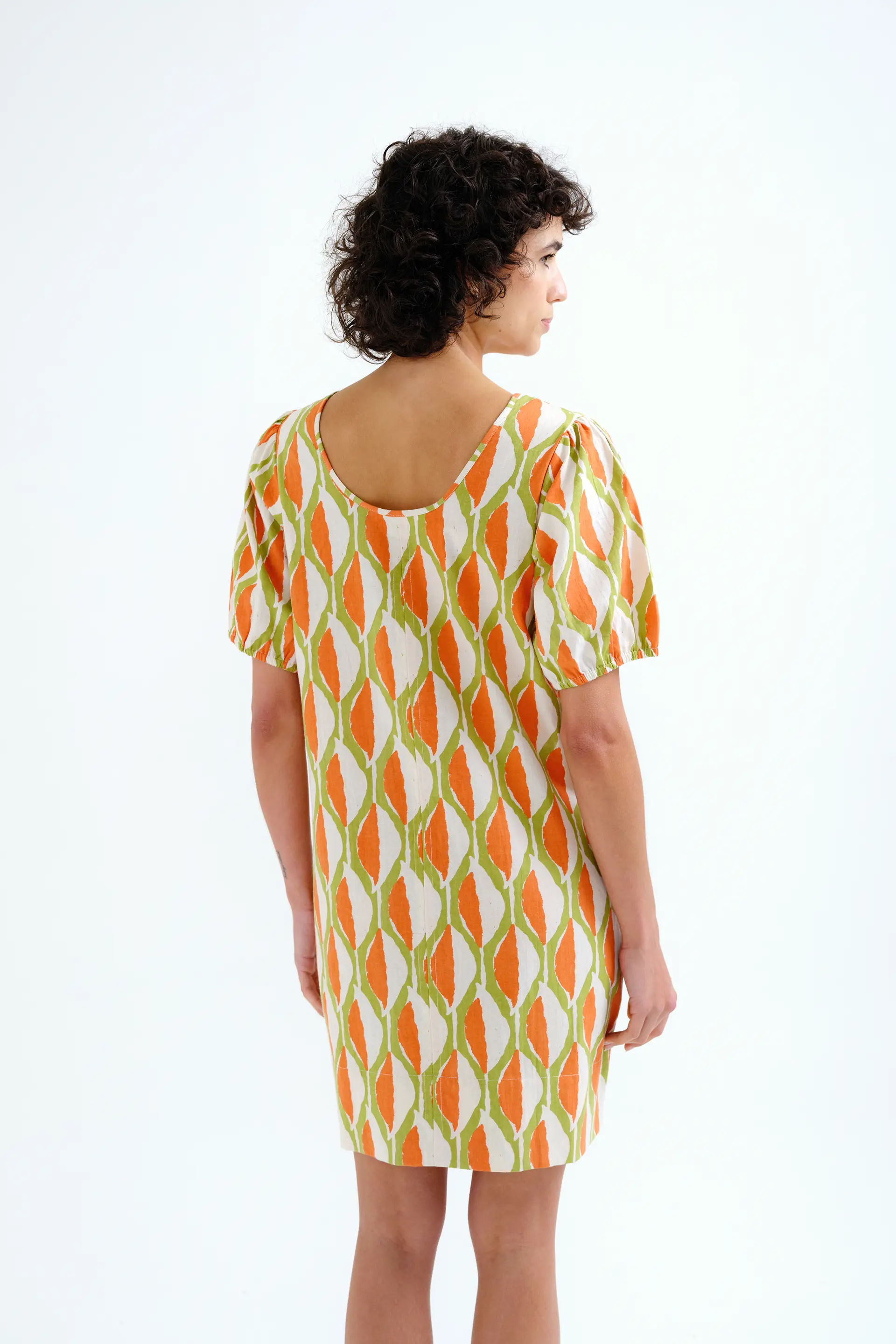 Vestido corto con estampado Aloe - Image 3