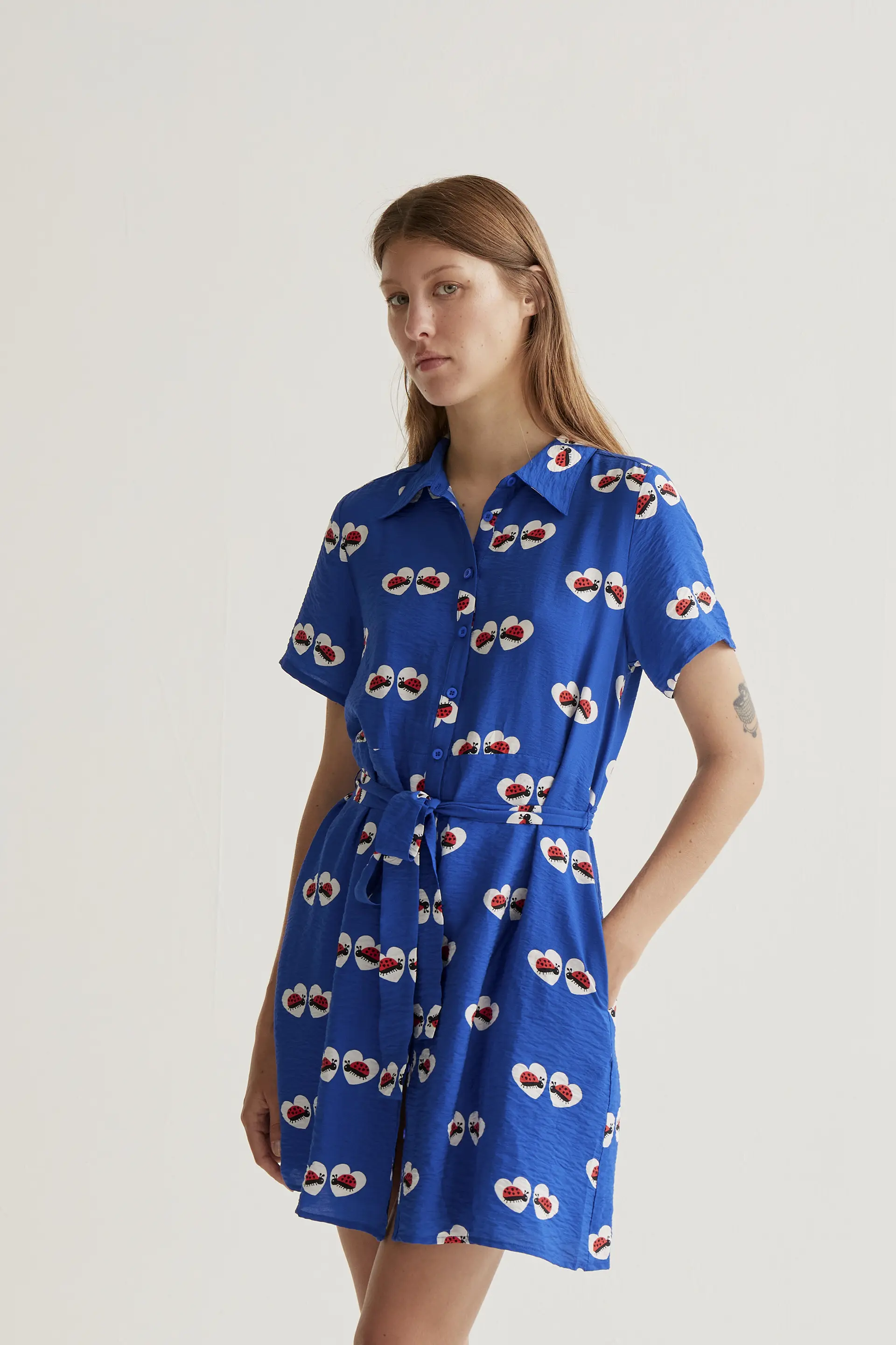 Vestido corto con estampado Coccinella
