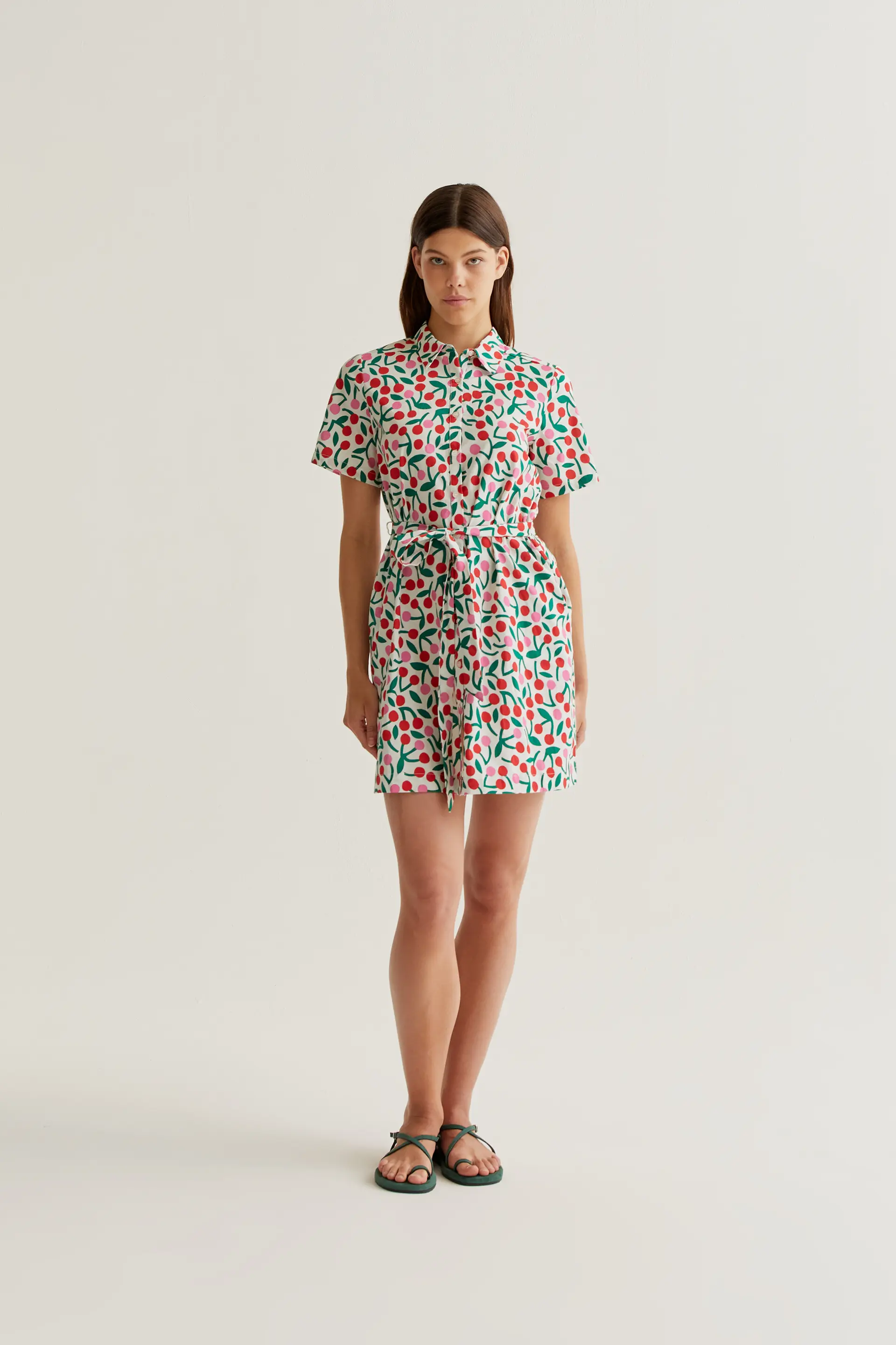 Vestido corto con estampado Guinda - Image 5