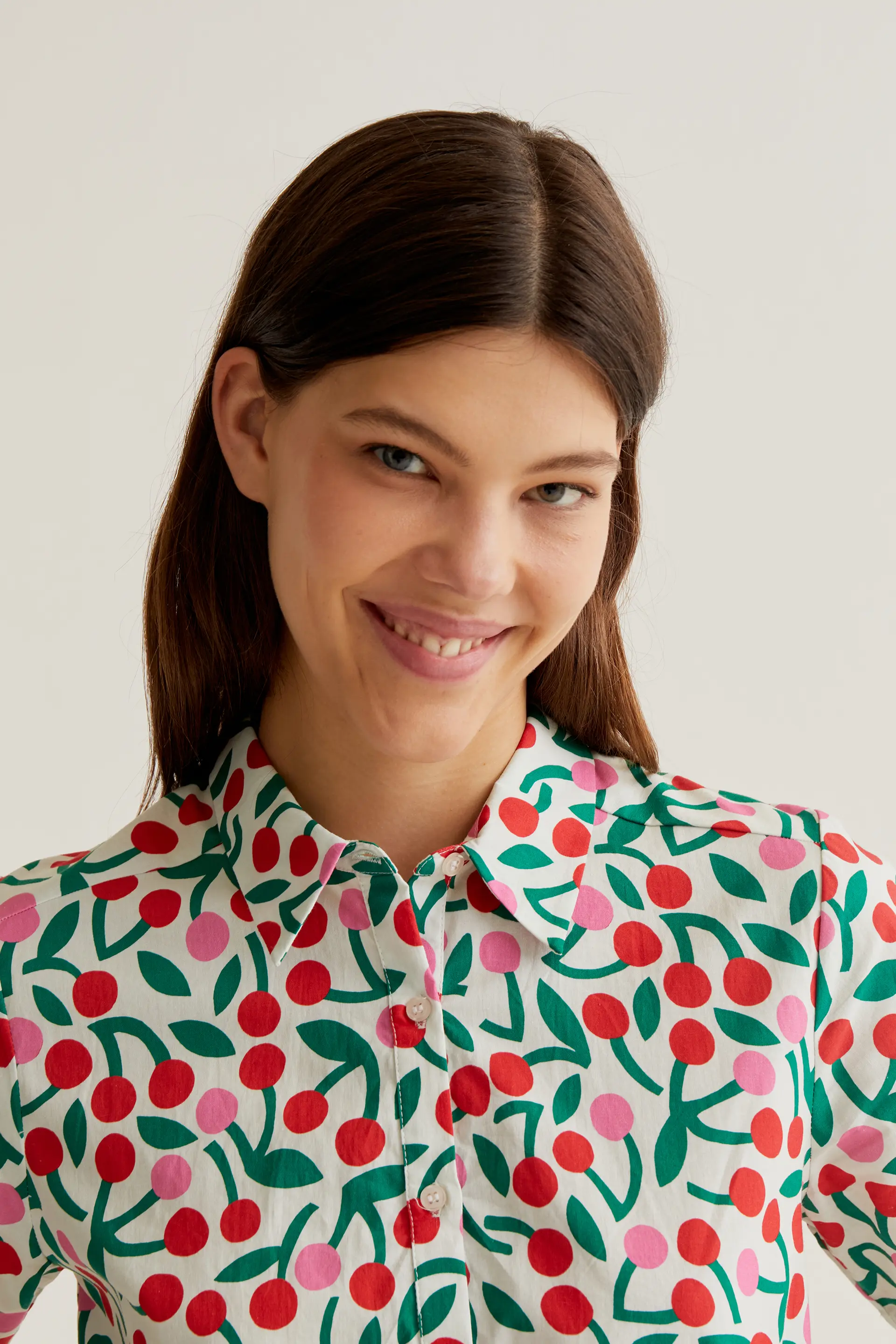 Vestido corto con estampado Guinda - Image 6