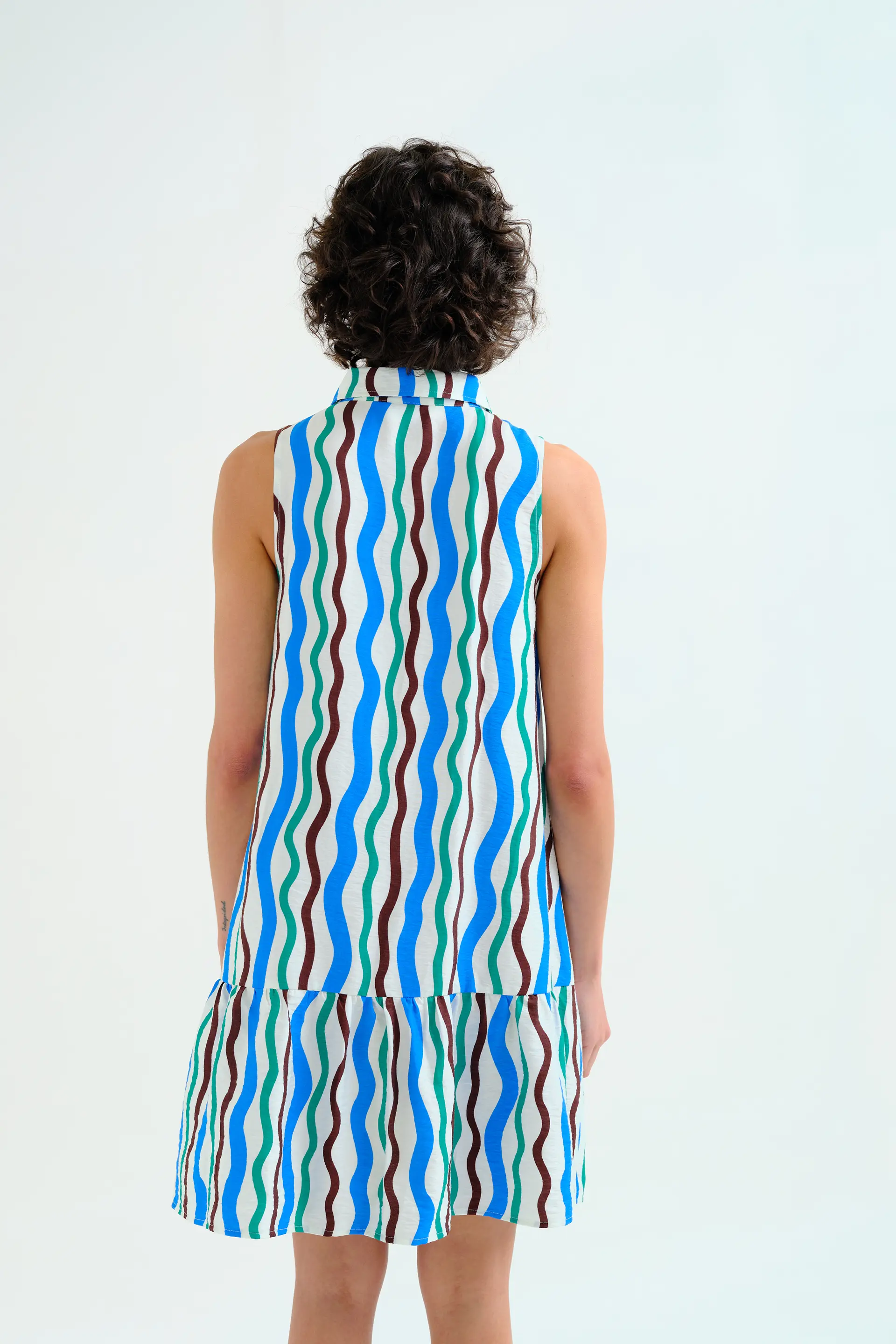 Vestido corto con estampado Sea & Mountain - Image 3