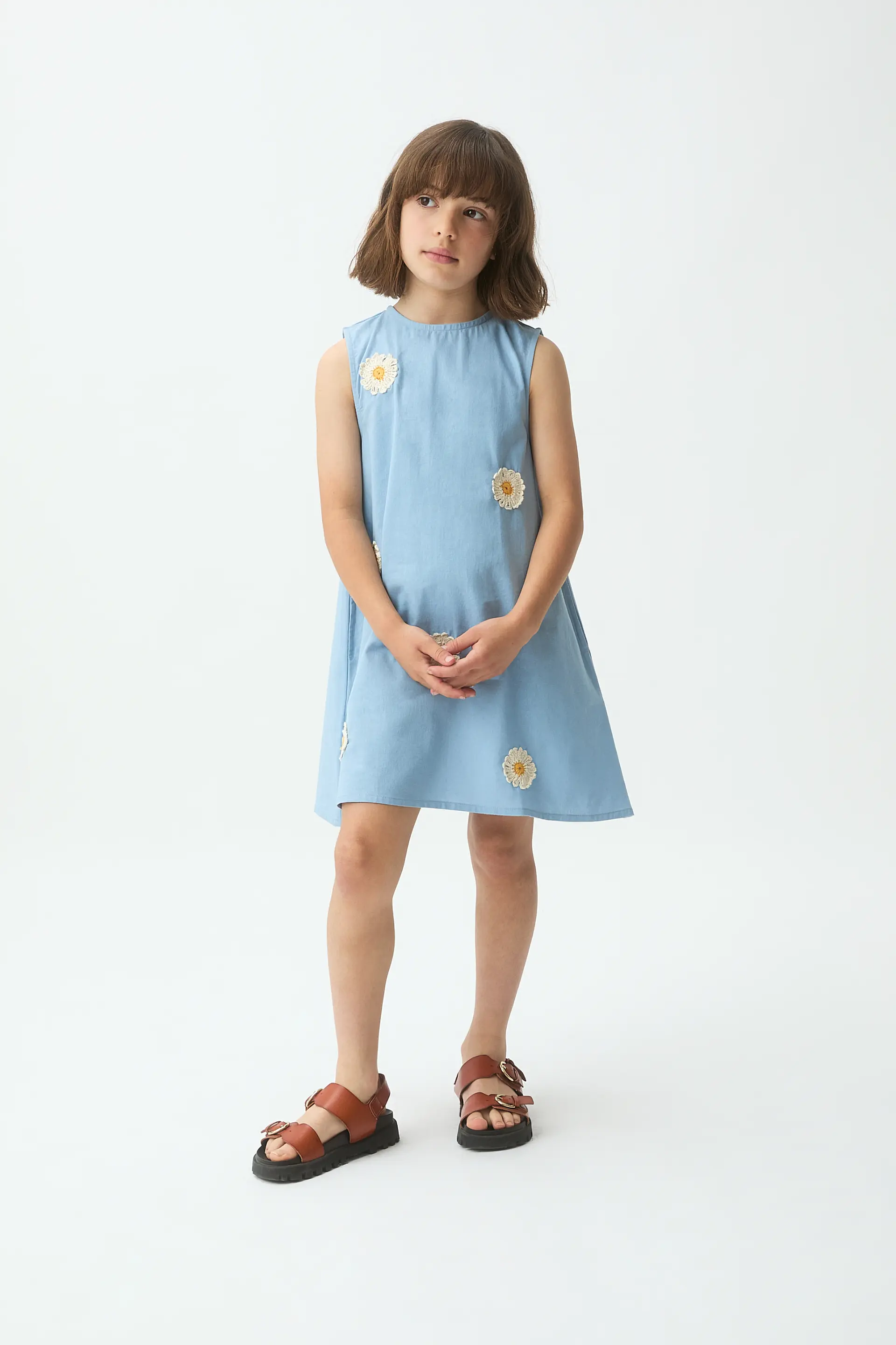 Vestido corto de niña 100% algodón con margaritas