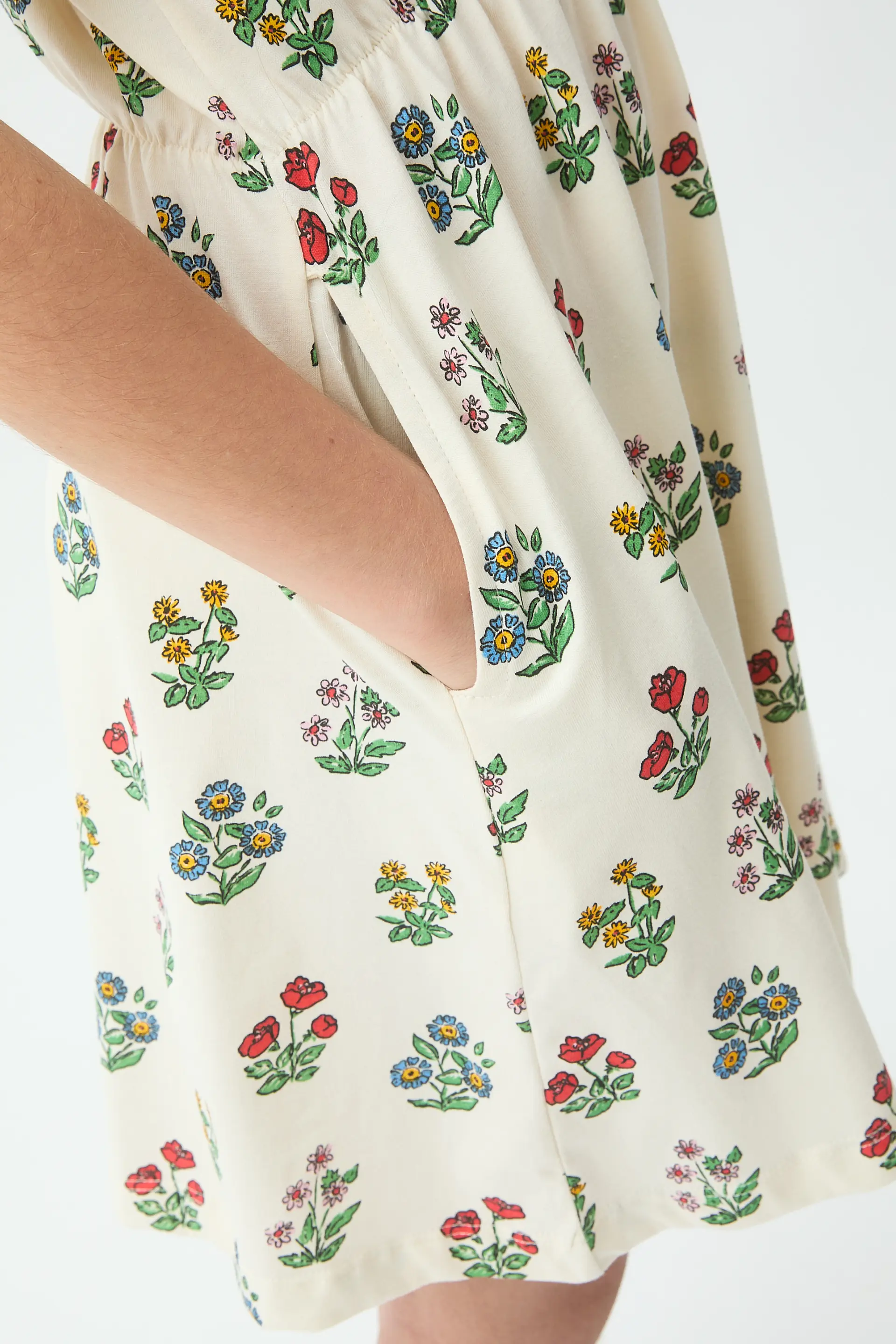 Vestido corto de niña con estampado Gardener - Image 3