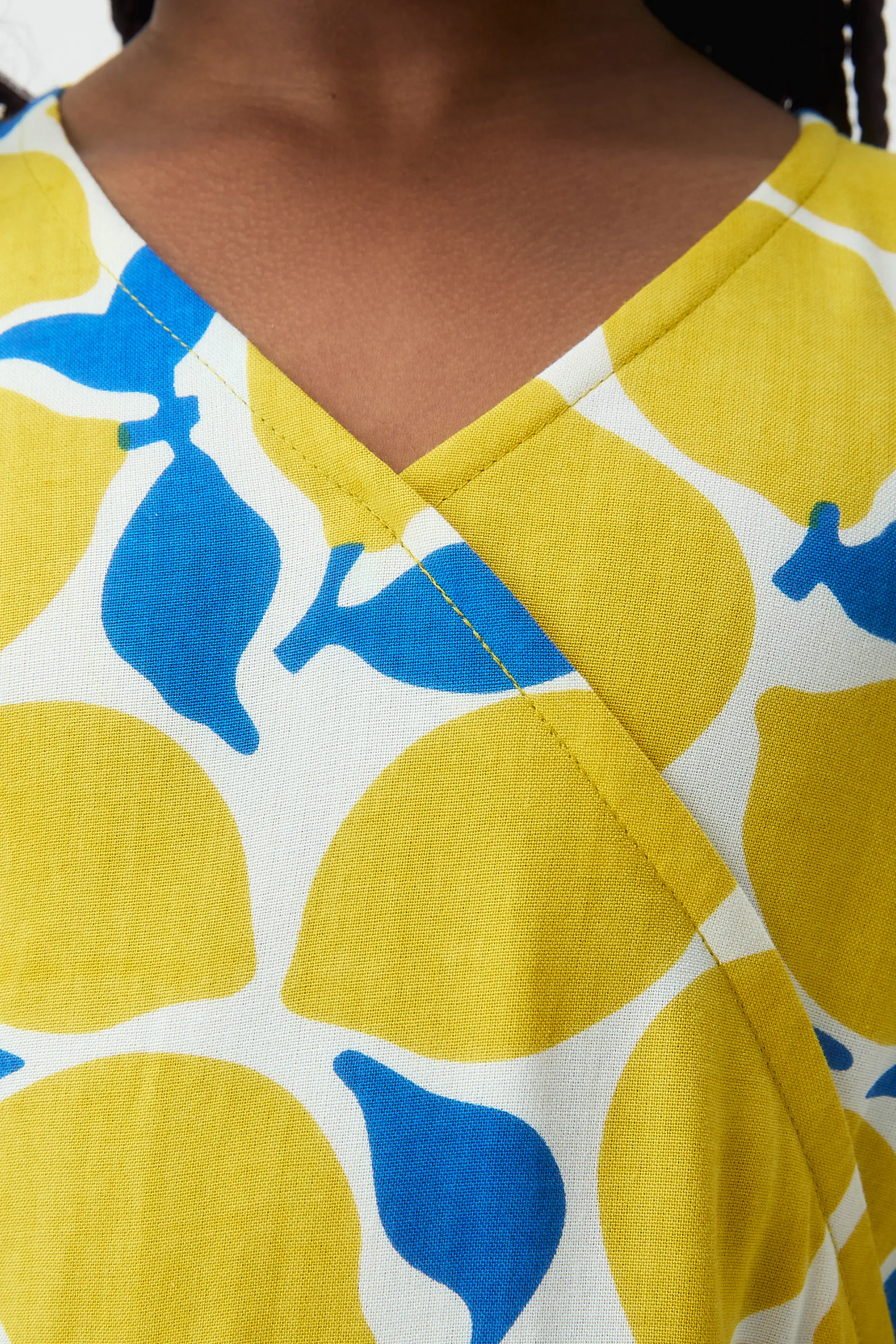 Vestido corto de niña con estampado Limoncello - Image 3