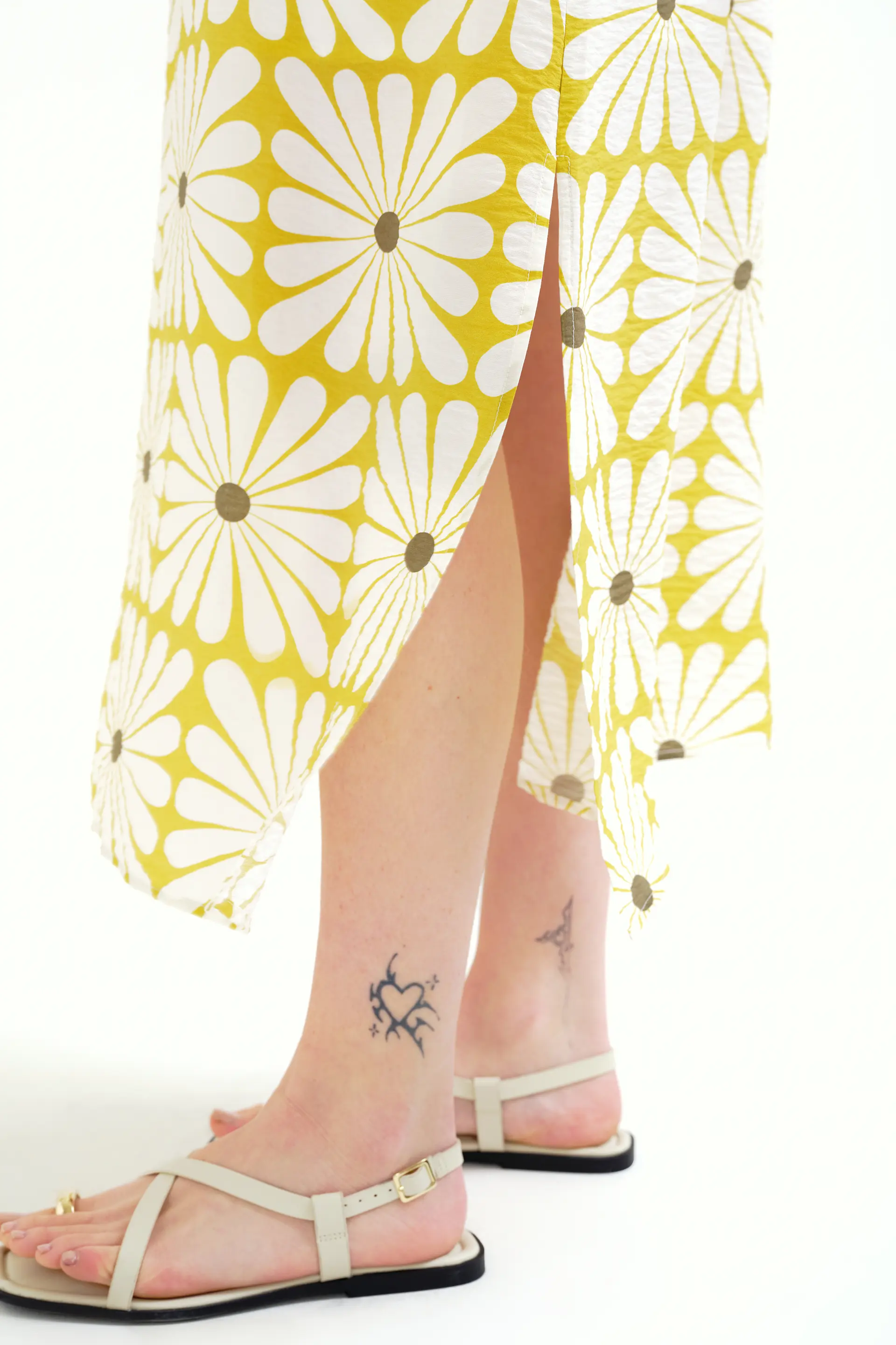 Vestido largo con estampado Olive Flower - Image 6