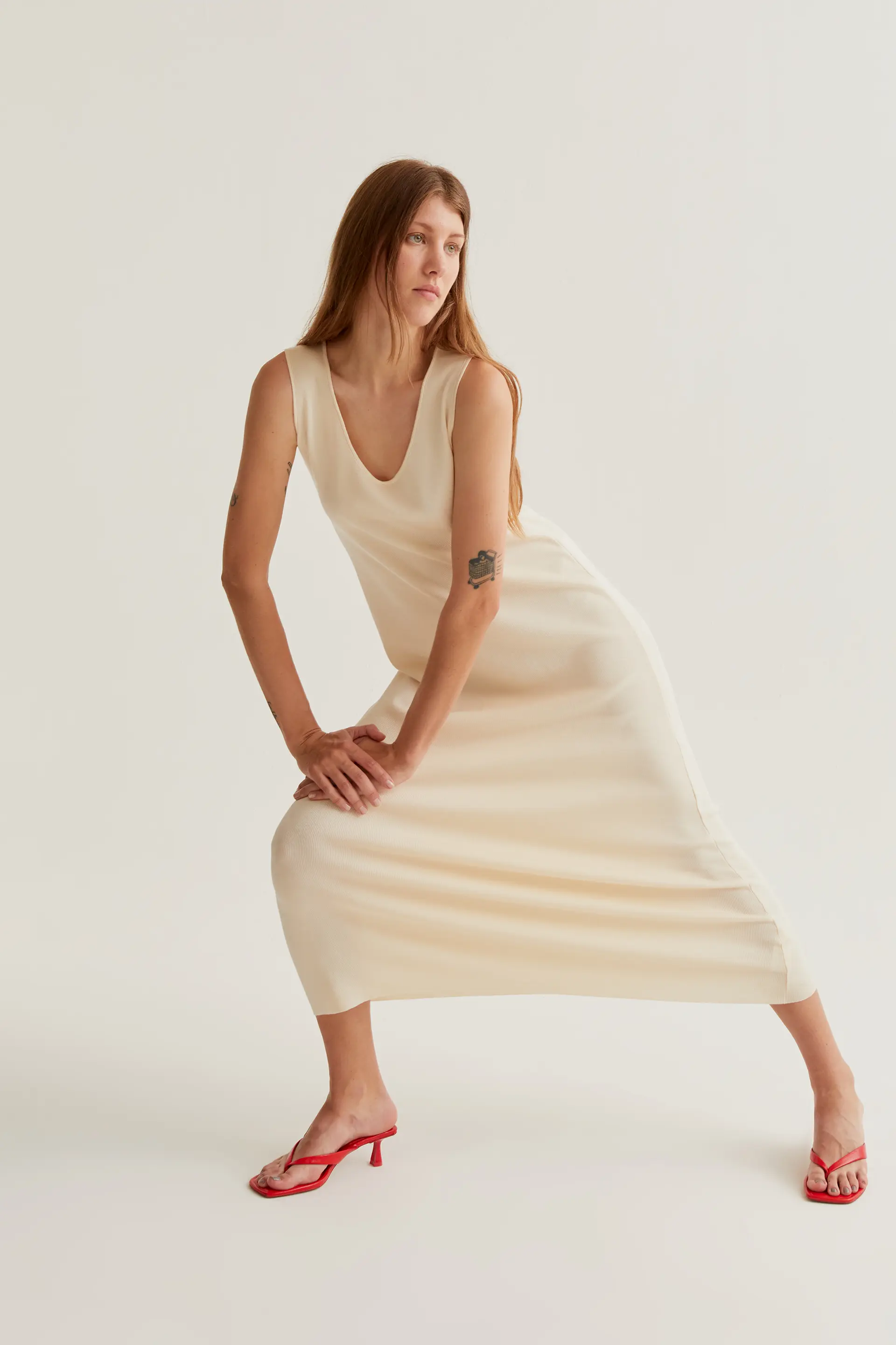 Vestido largo de punto blanco roto - Image 5