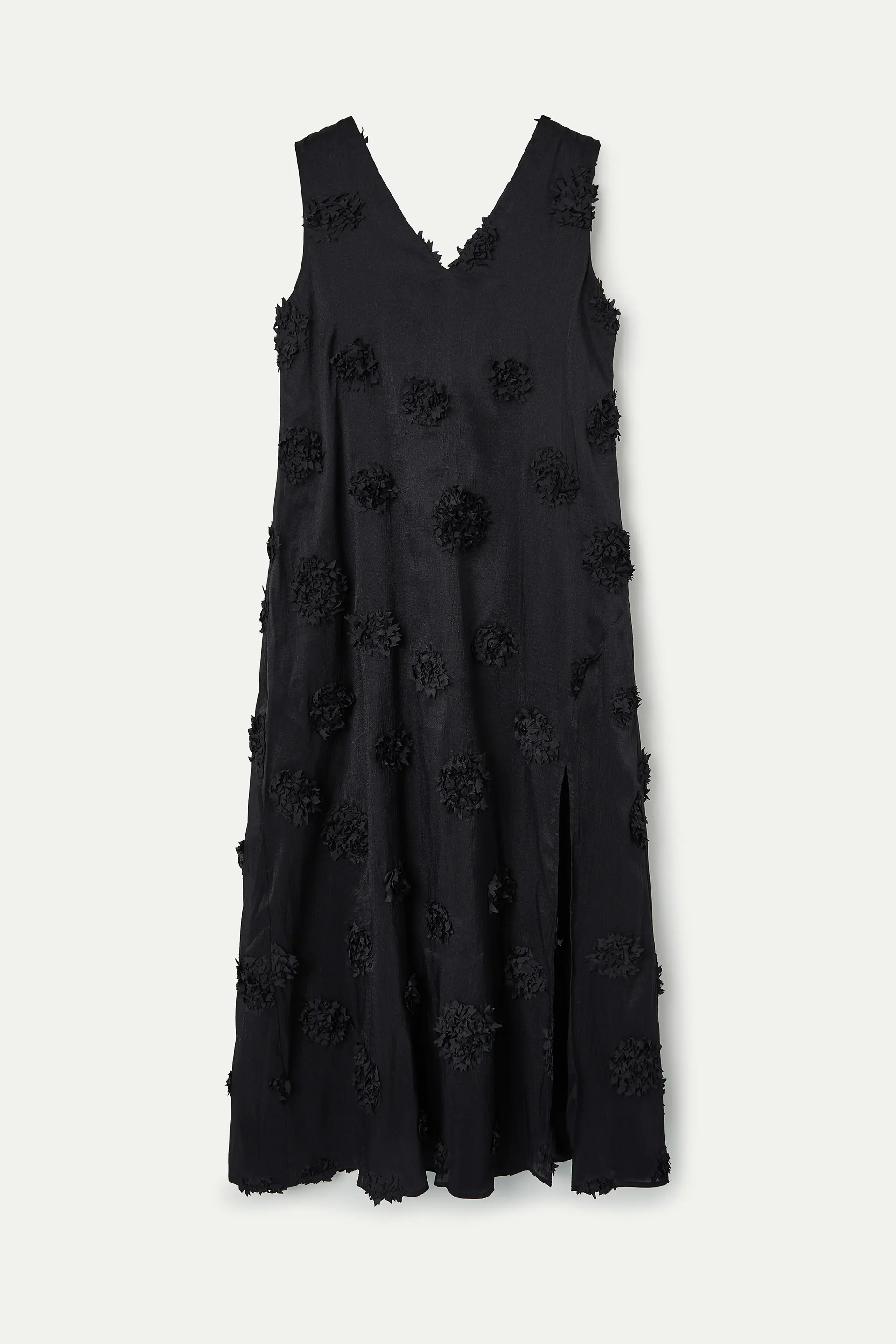 Vestido largo negro con detalle floral - Image 2